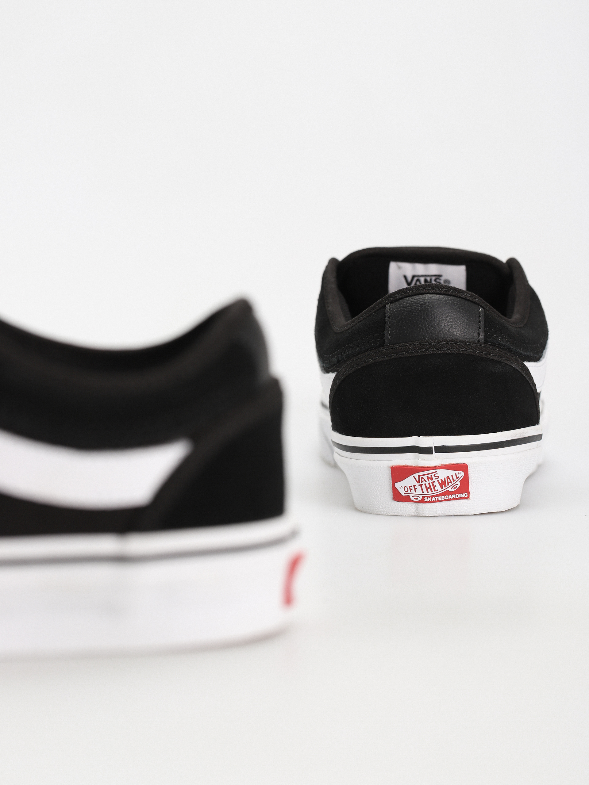 Vans Chukka Low Sidestripe Schuhe (black/white)
