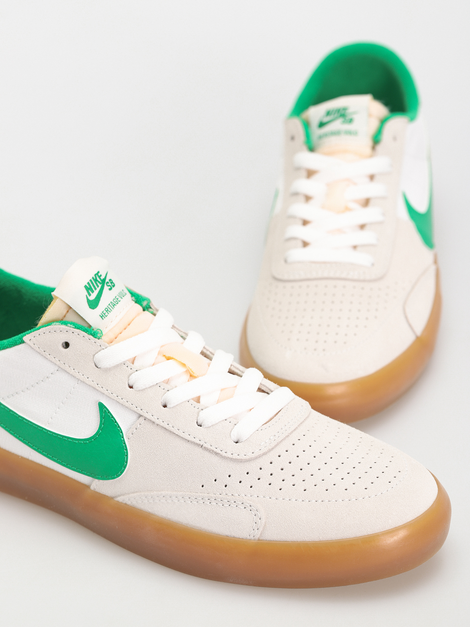 Nike SB Heritage Vulc Shoes (summit white/lucky green white)