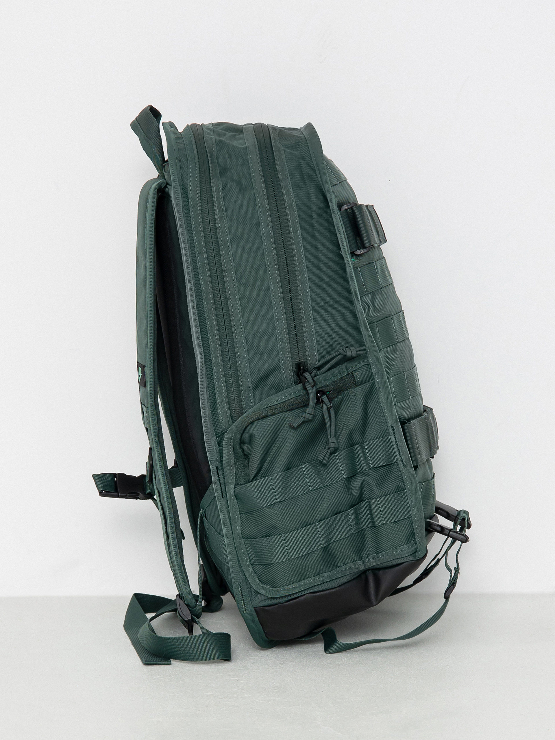 Nike SB RPM Backpack (vintage green/black/stadium green)