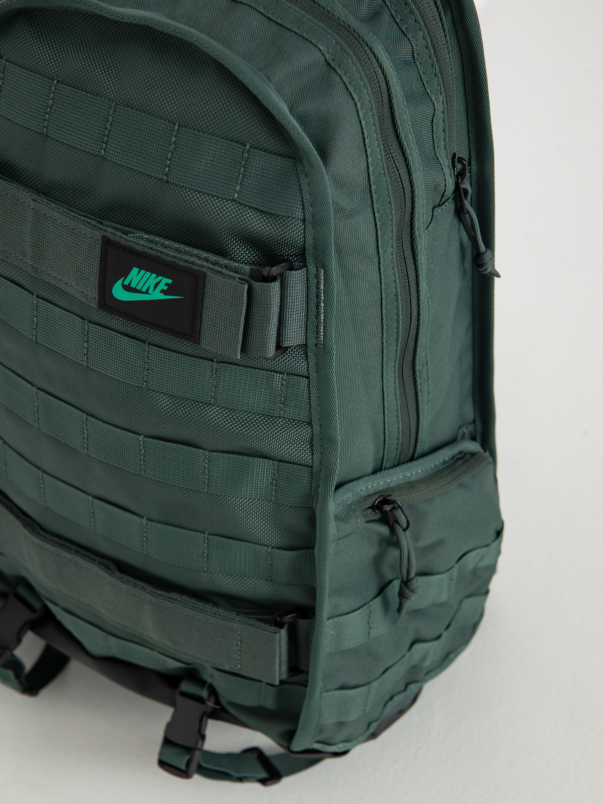 Nike SB RPM Backpack (vintage green/black/stadium green)
