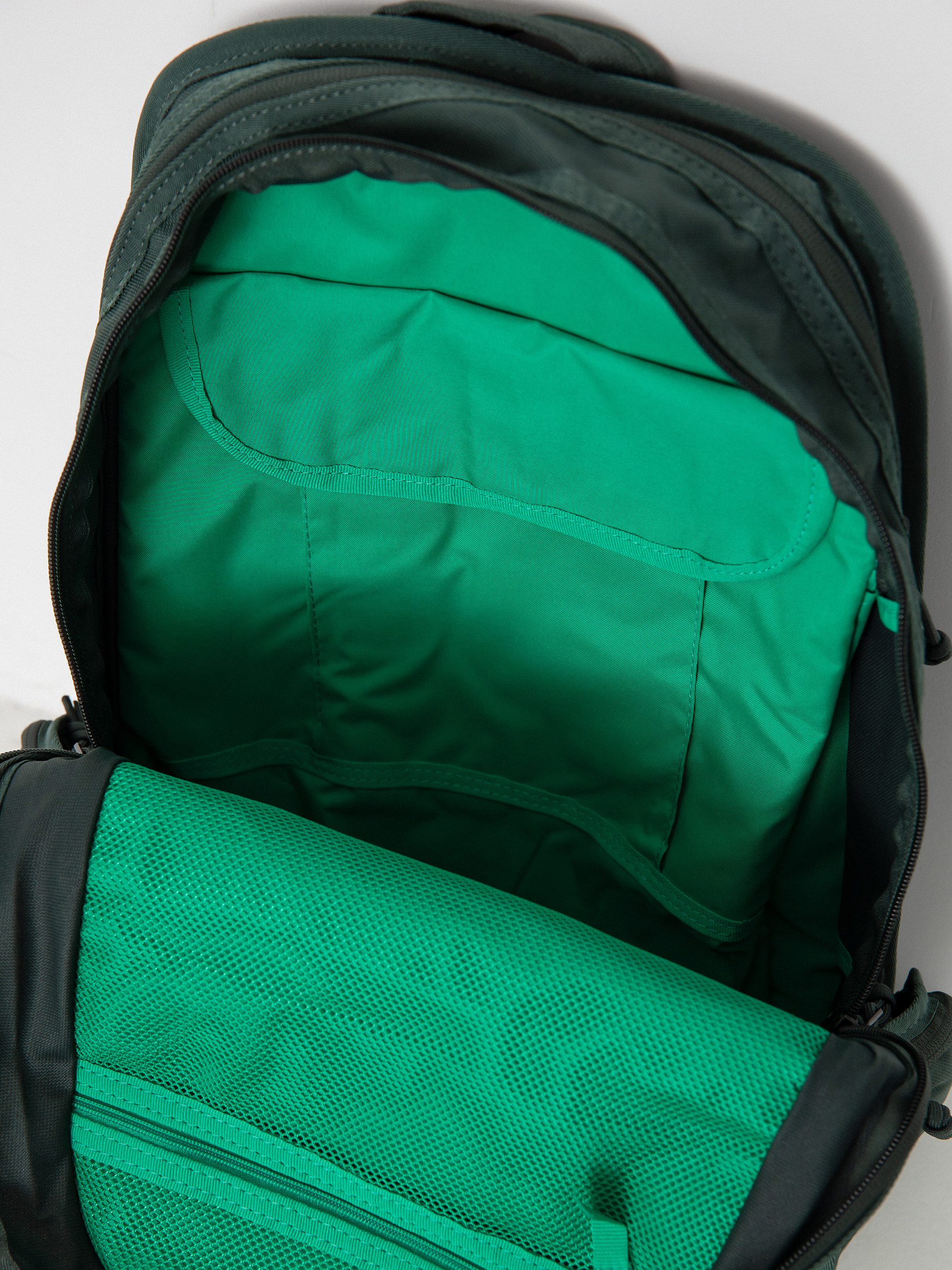 Nike SB RPM Backpack (vintage green/black/stadium green)