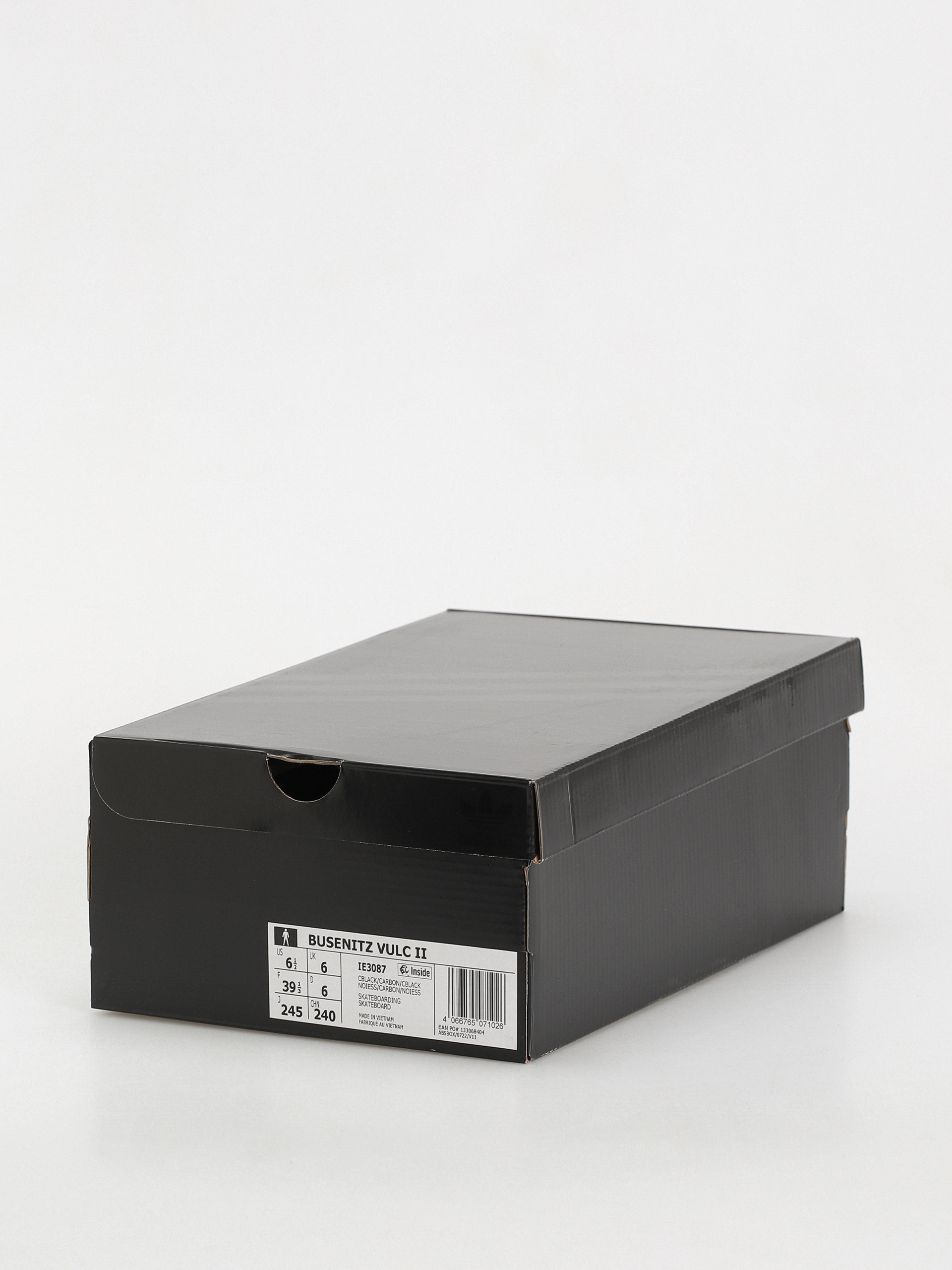 adidas Busenitz VULC II Shoes (cblack/carbon/cblack)