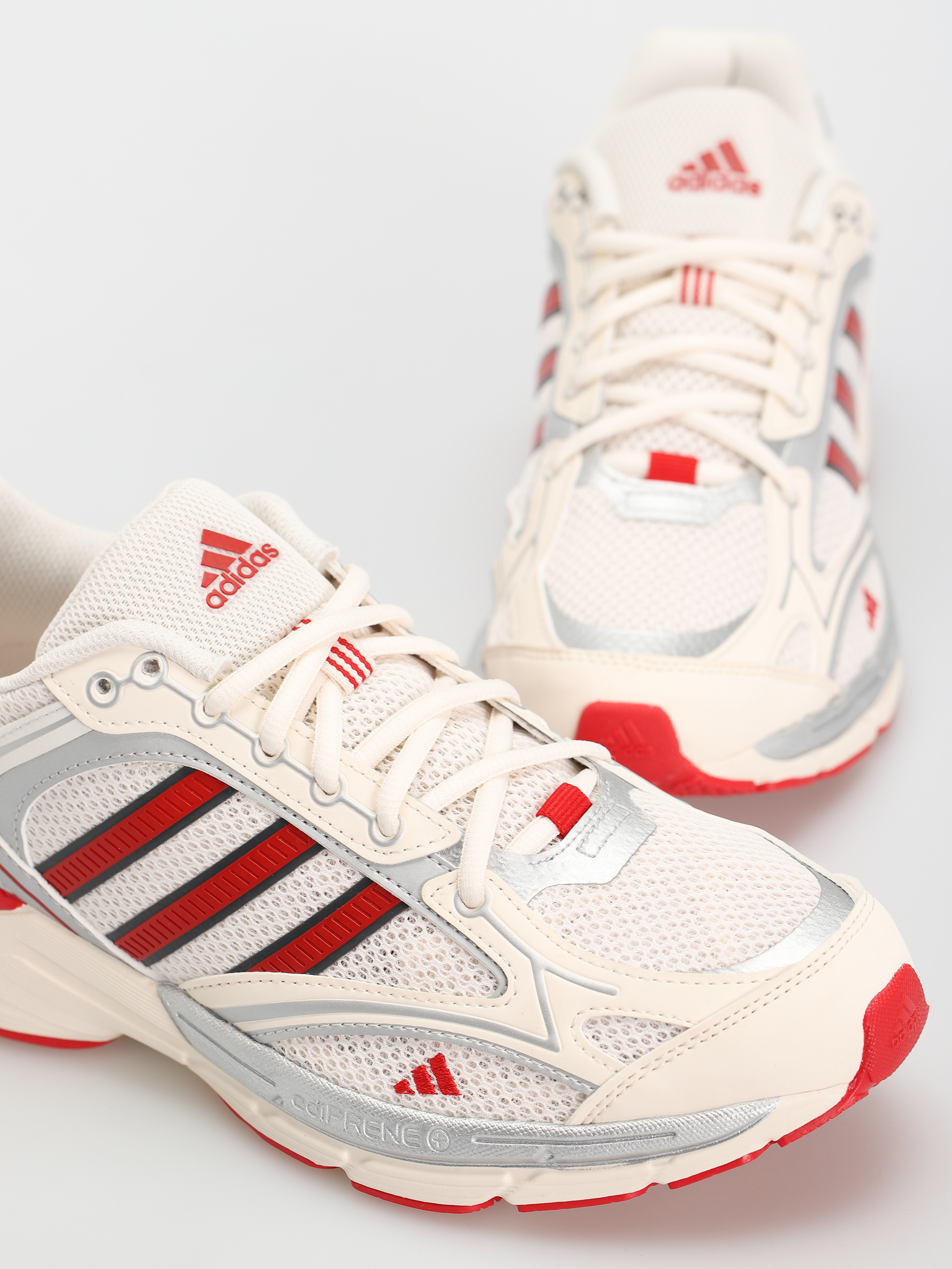 adidas Spiritain 2000 Shoes (ftwwht/betsca/cwhite)