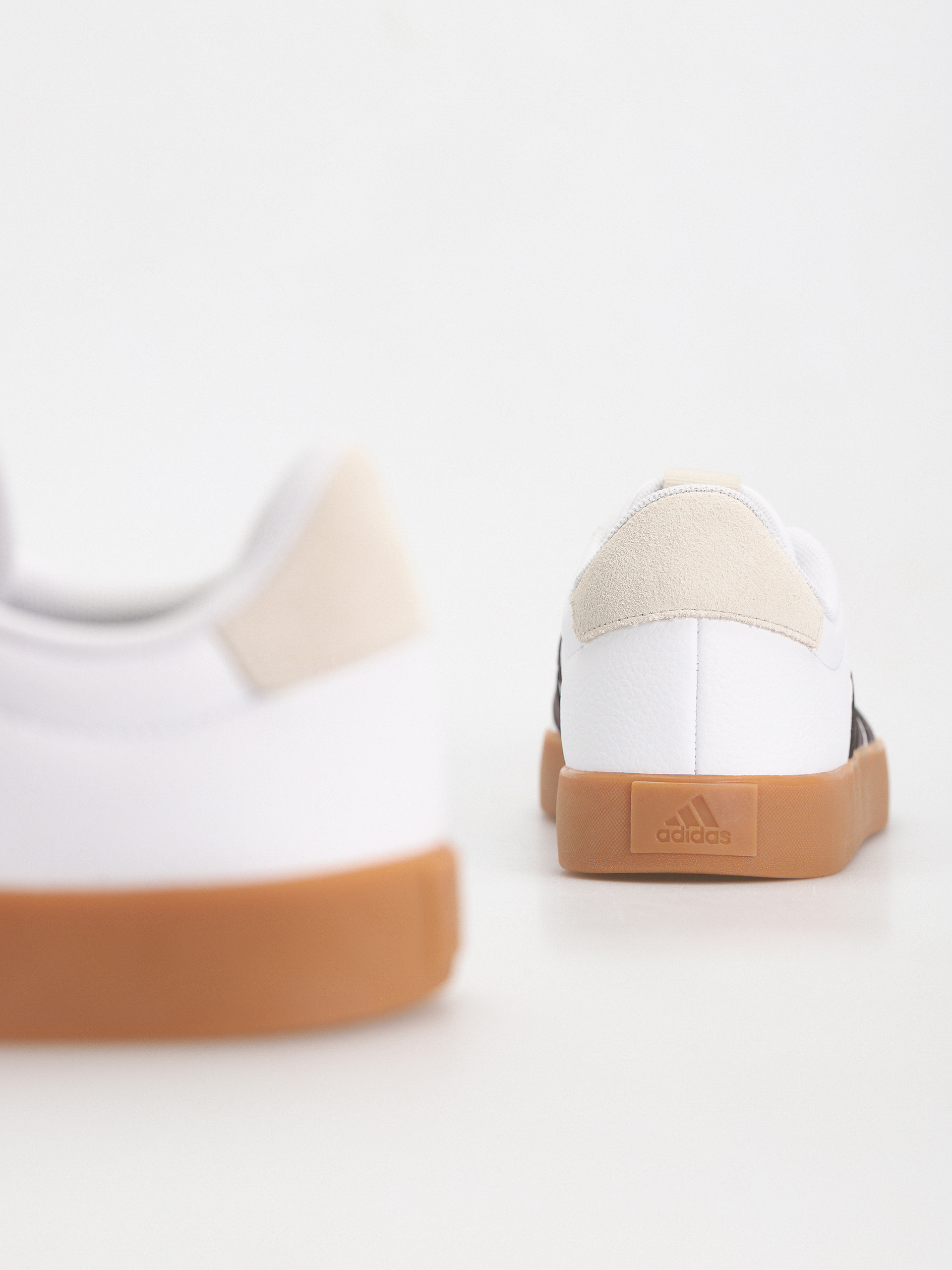 adidas VL Court 3.0 Shoes (ftwwht/shabrn/alumin)