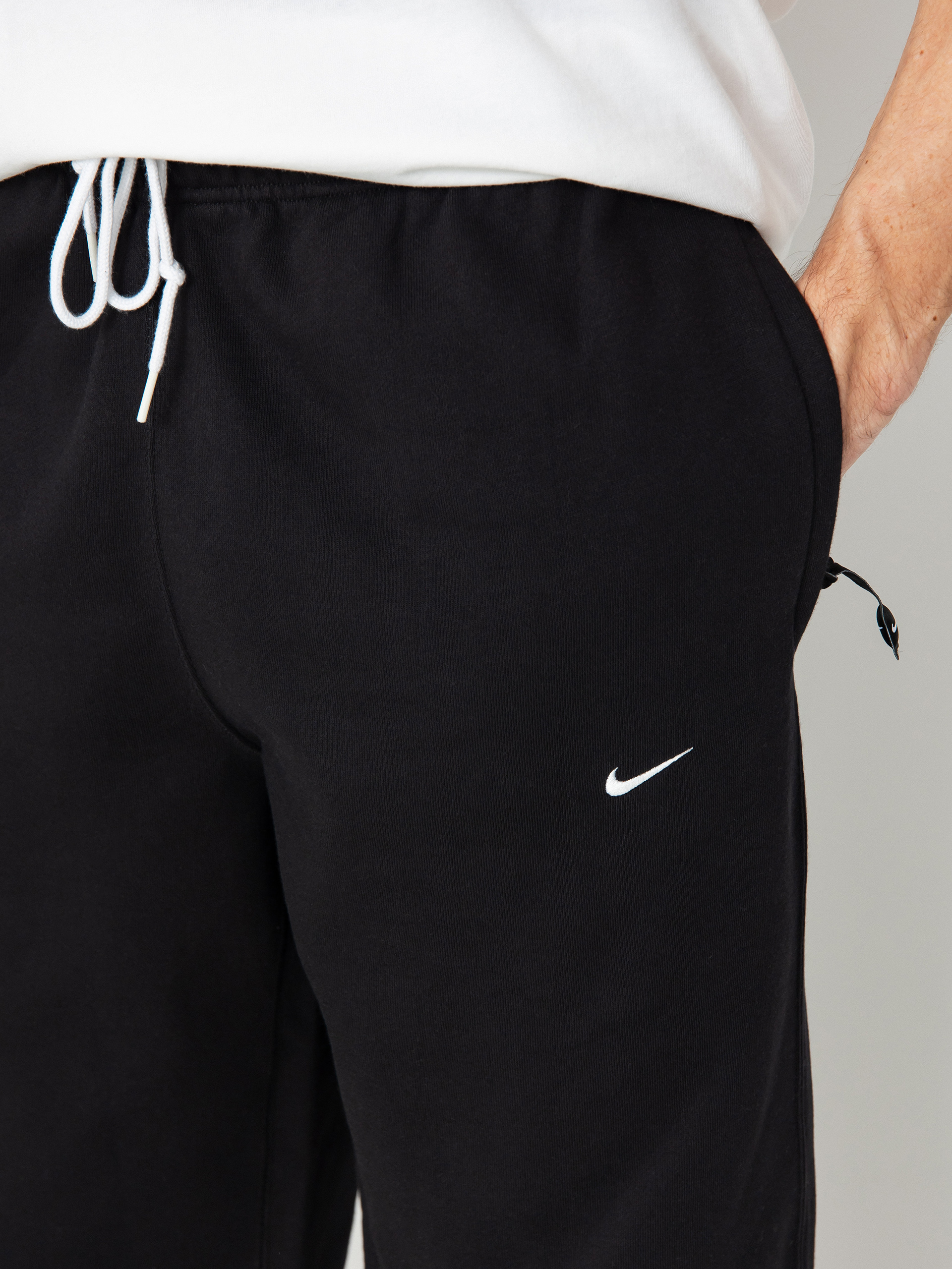 Nike SB Swoosh Pants (black/white)