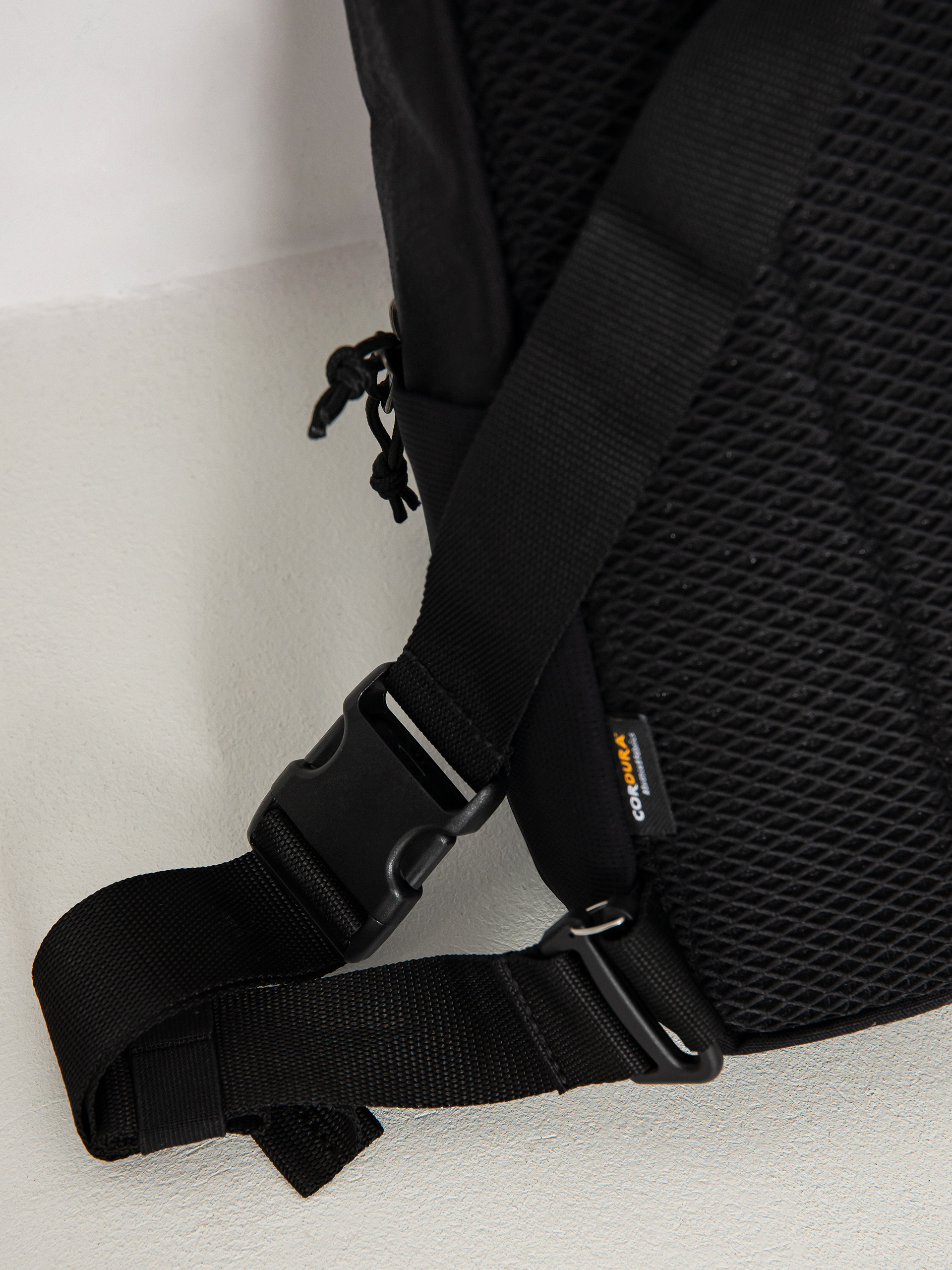 Vans Warp Sling Backpack (black)