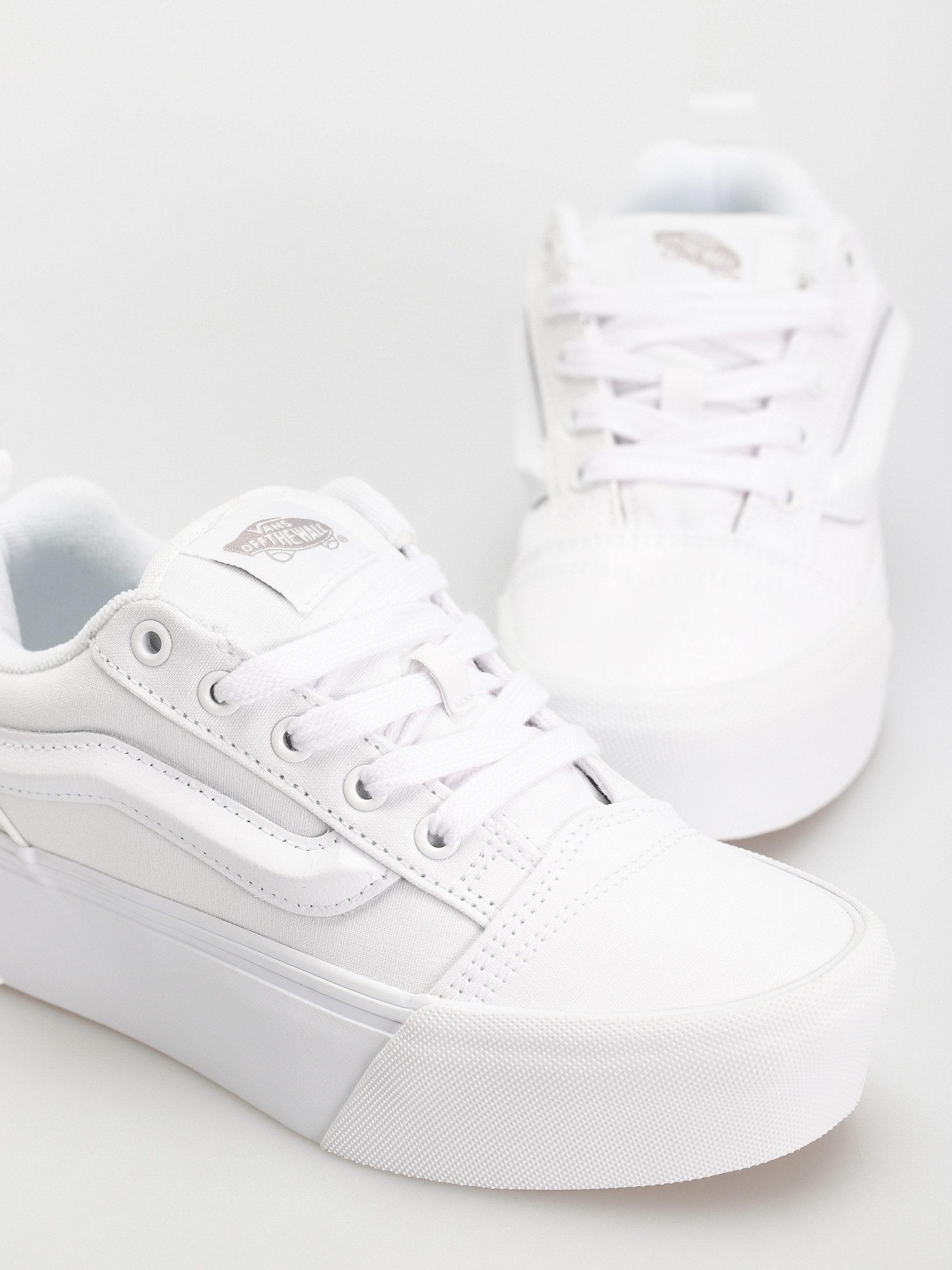 Vans Knu Stack Shoes (true white)