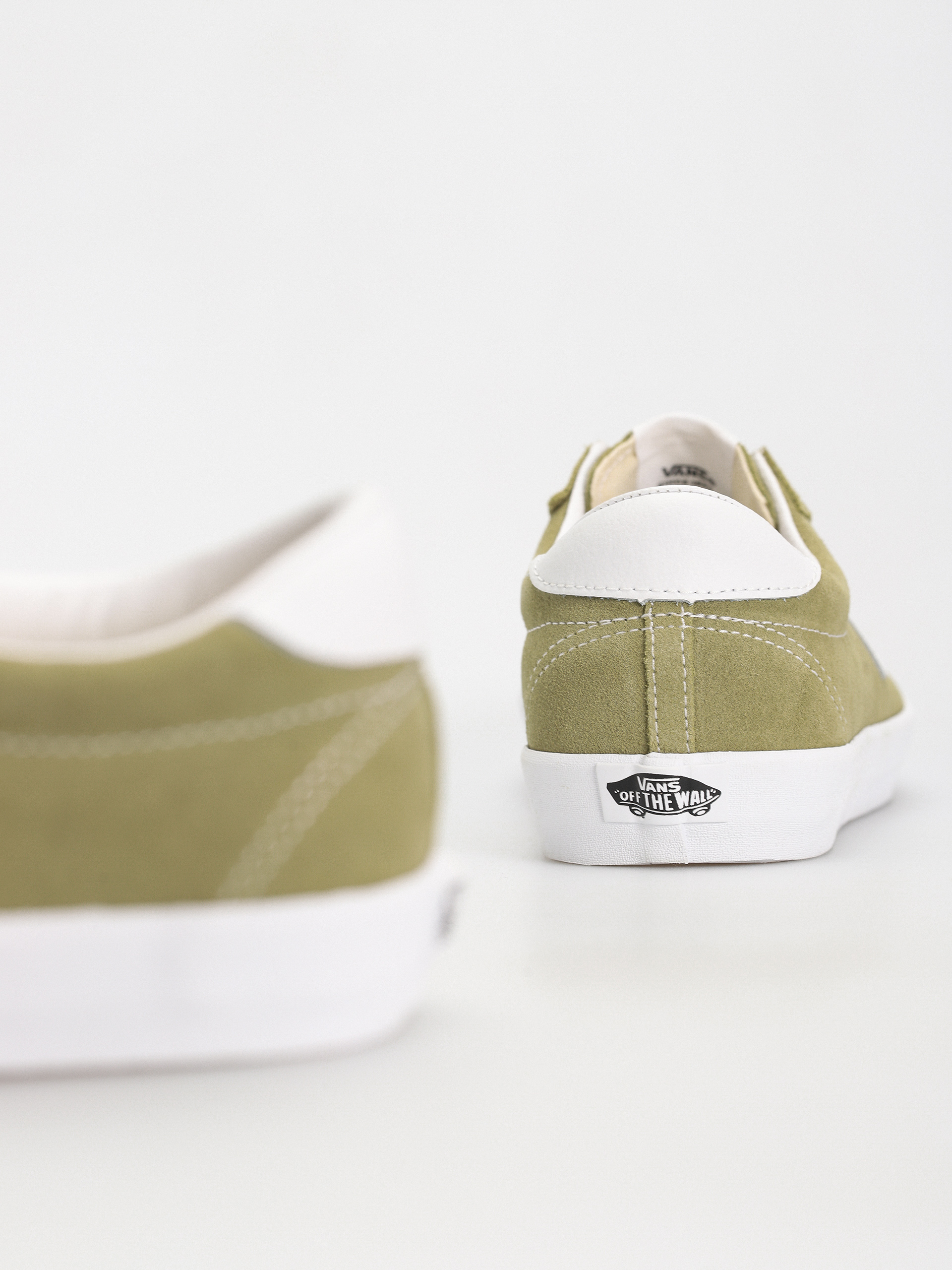 Olive green vans low top online