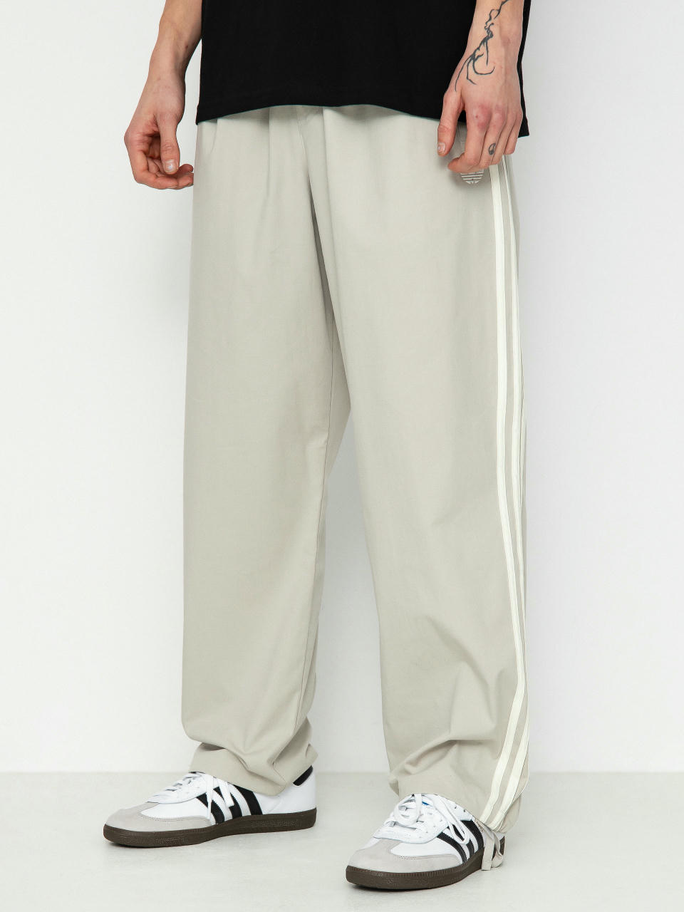 adidas Superfire TK Pants (putgre/ivory)