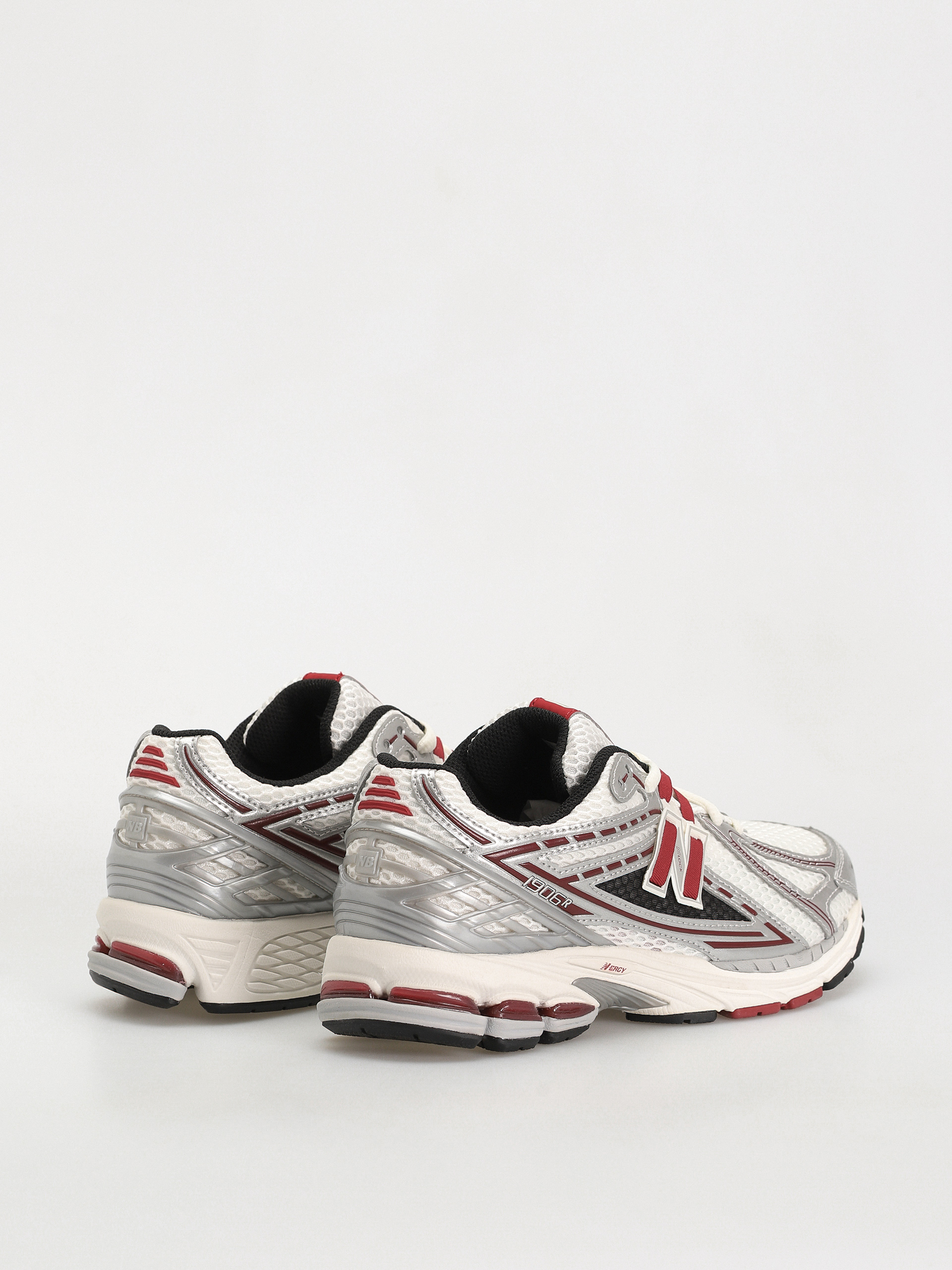 New Balance 1906 Shoes (silver classic crimson)