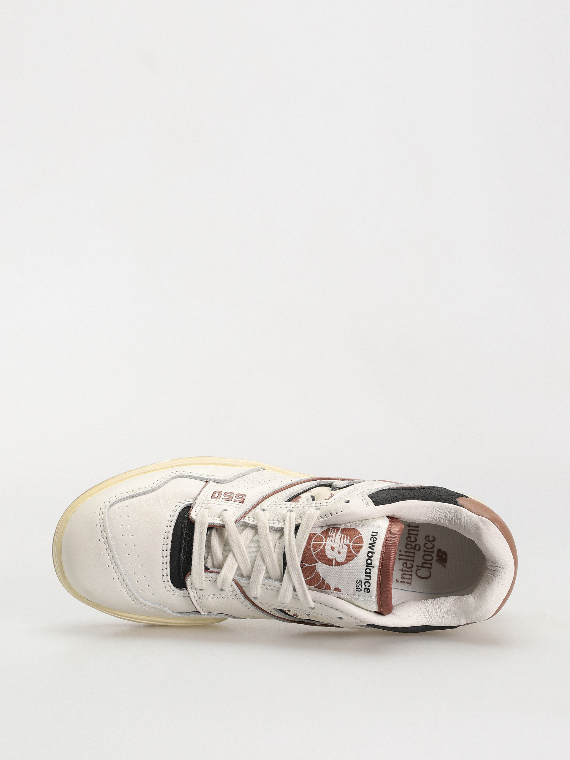 New Balance 550 Shoes (vintage brown)