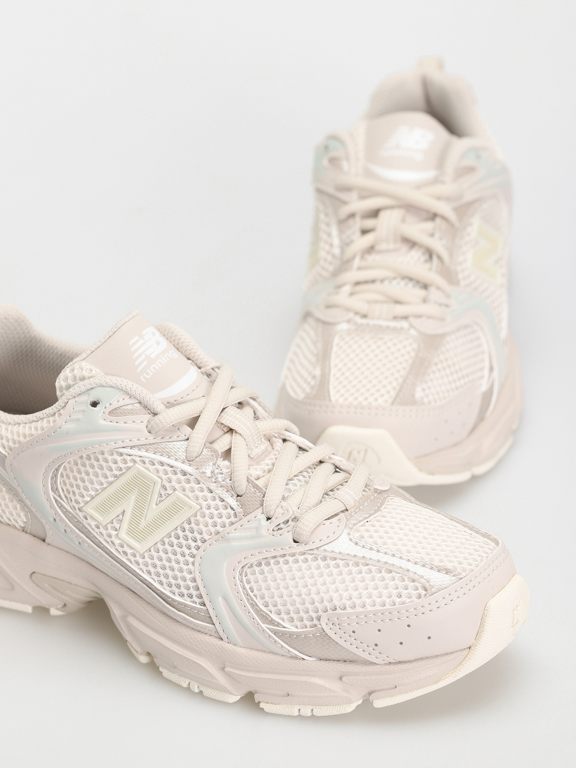 New Balance 530 Schuhe (moonbeam)