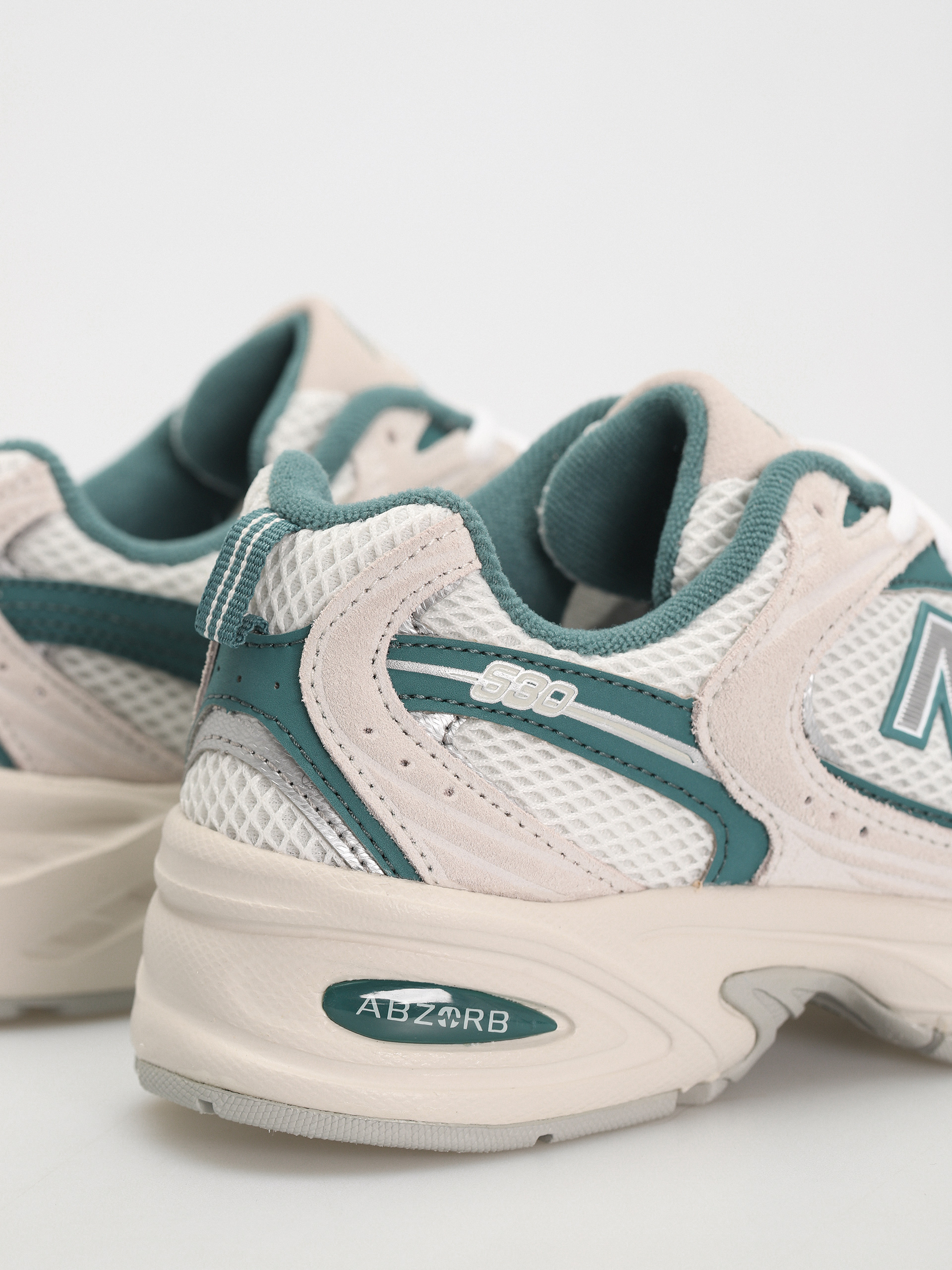New Balance 530 Shoes (reflection green)