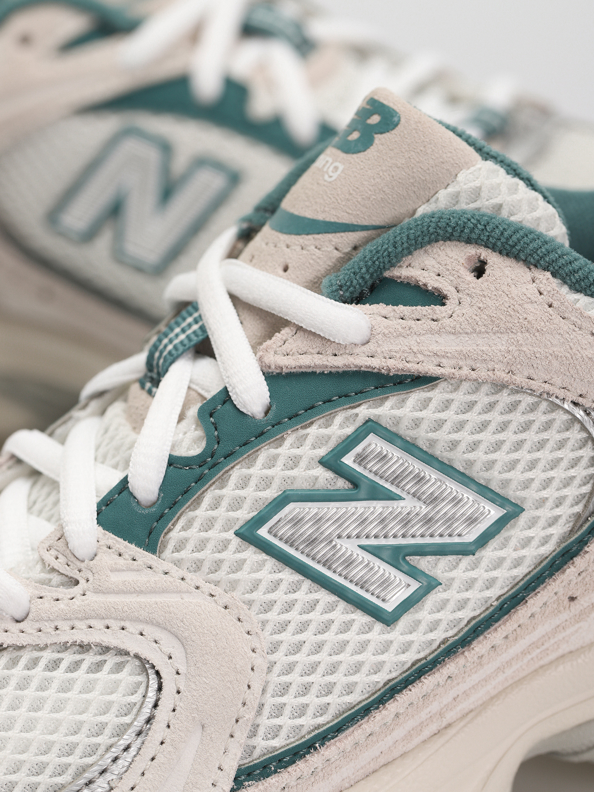 New Balance 530 Shoes (reflection green)
