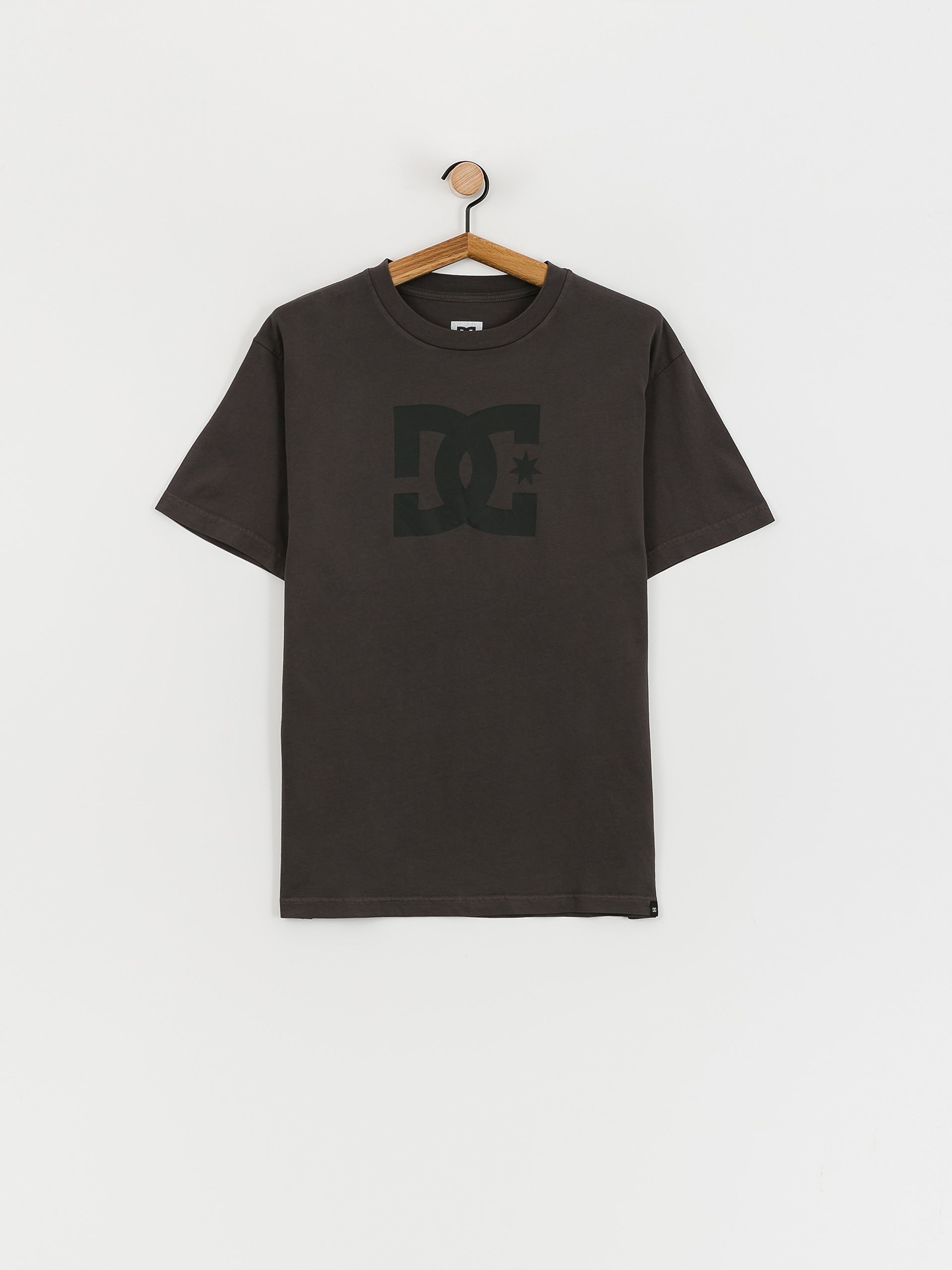 DC Dc Star Pigment Dye T-Shirt (black enzyme wash)