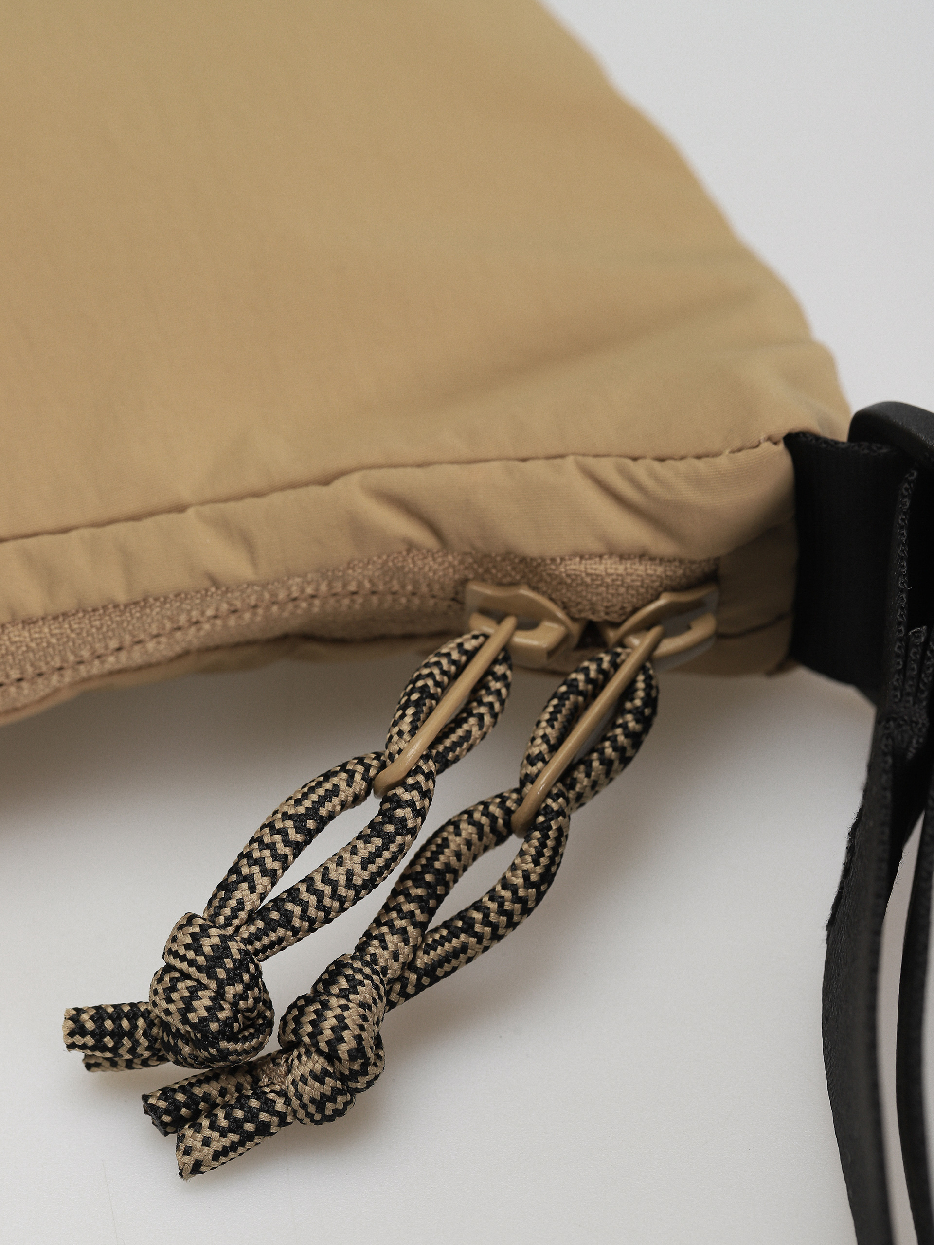 The North Face Never Stop Crossbody Bag Wmn (kelp tan/tnf black)
