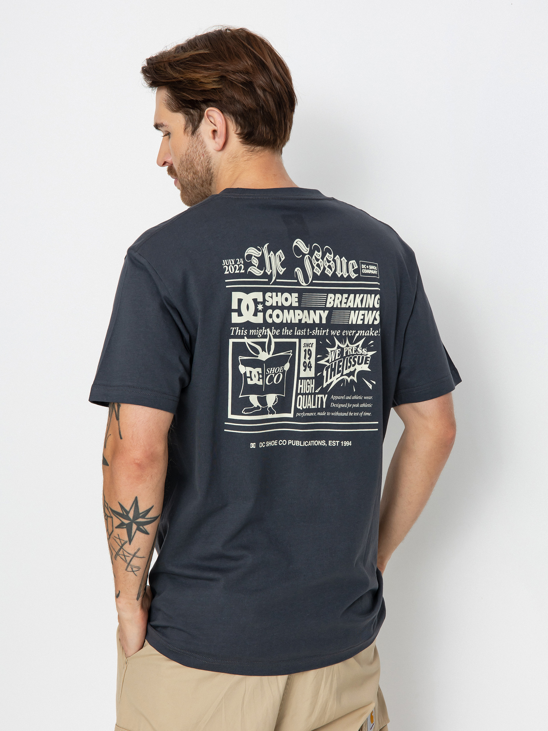 DC The Issue T-shirt (ebony)