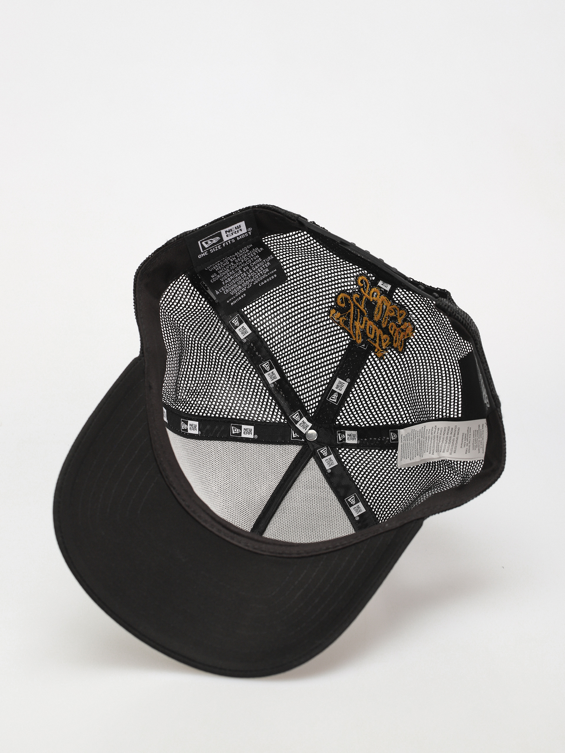 New Era Cap Character Trucker Looney Tunes (black)