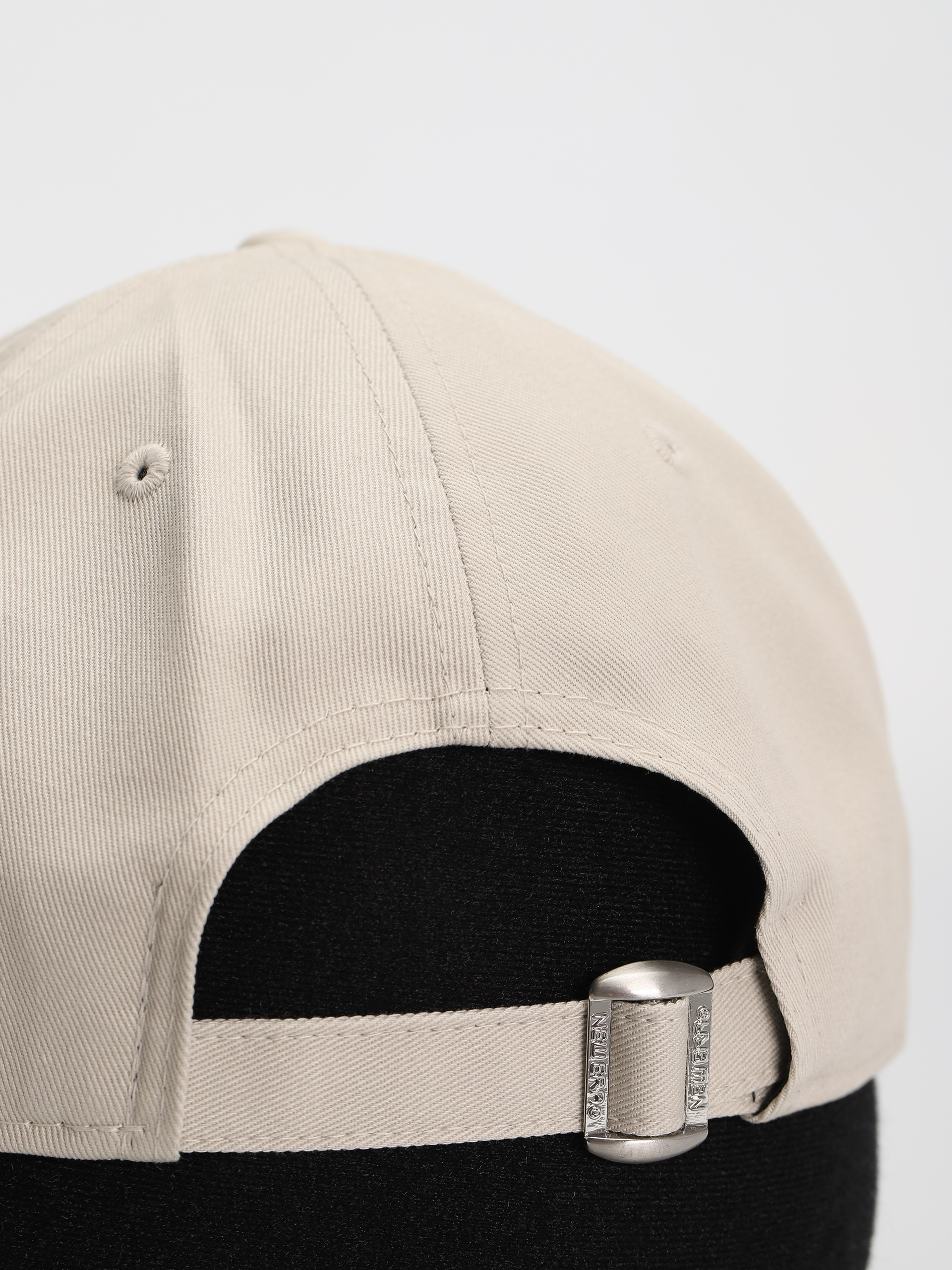 New Era Cap Character 9Forty Taz (stone)