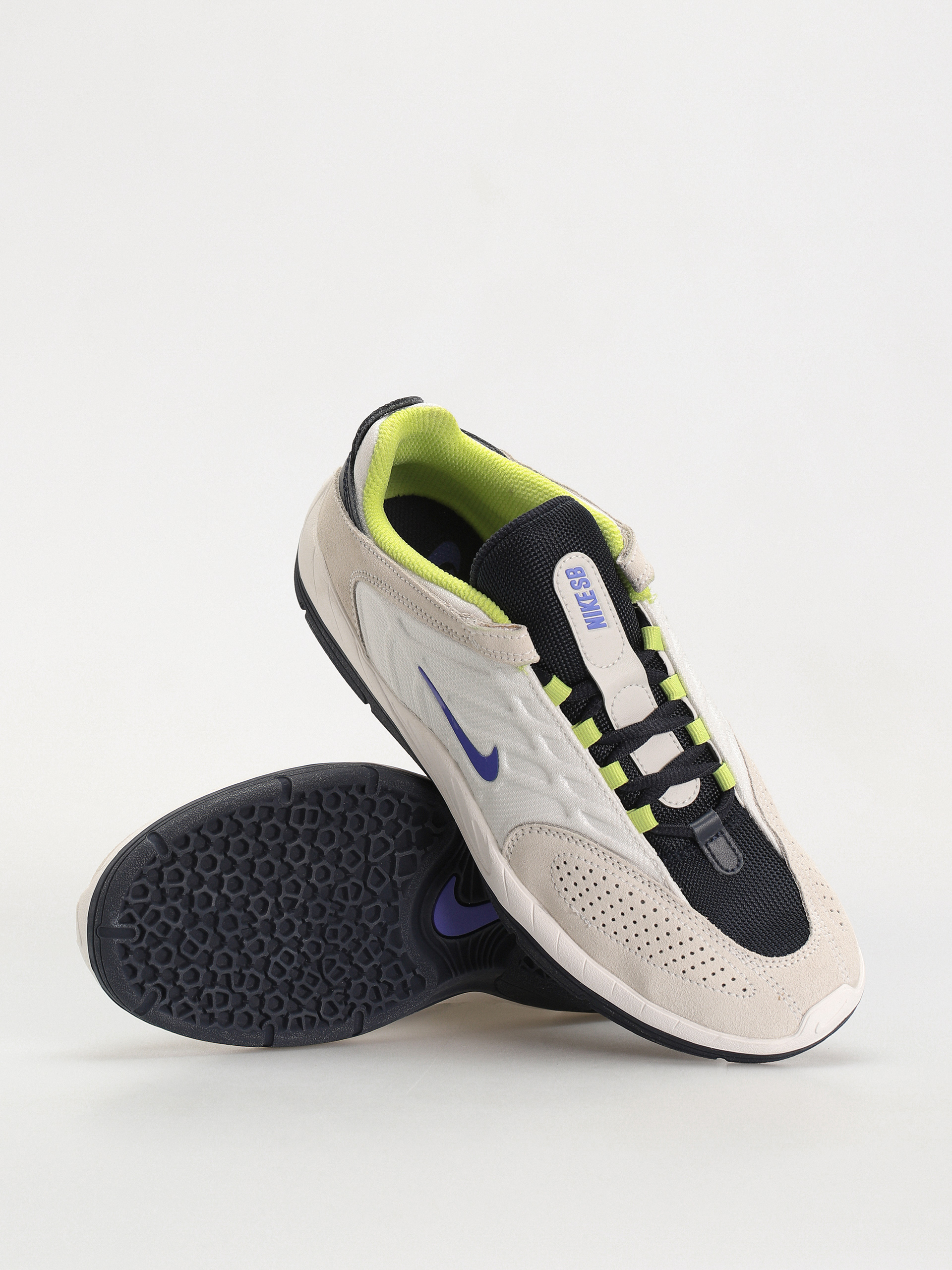 Nike SB Vertebrae Shoes (summit white/persian violet)