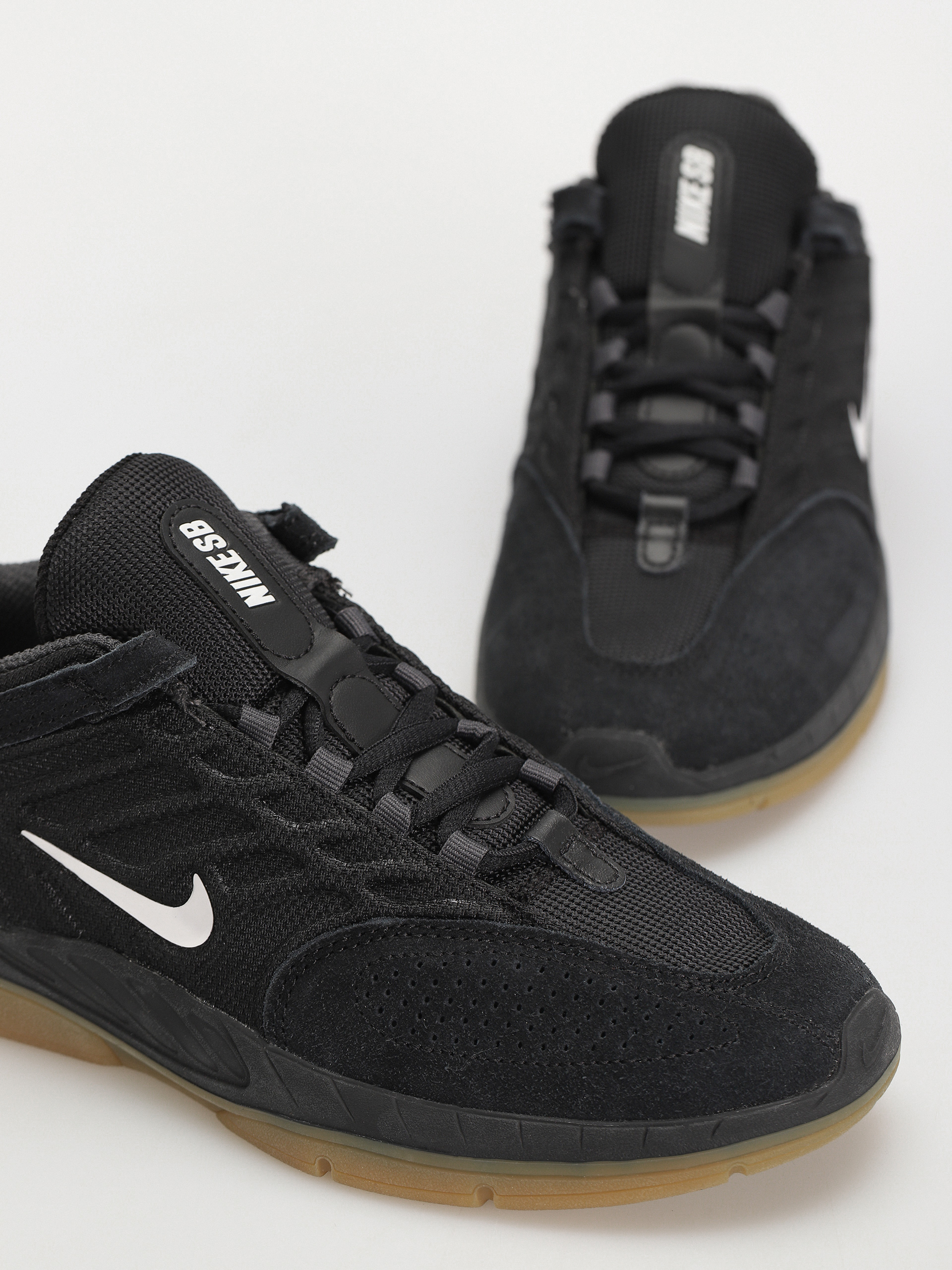 Nike SB Vertebrae Shoes (black/summit white anthracite black)