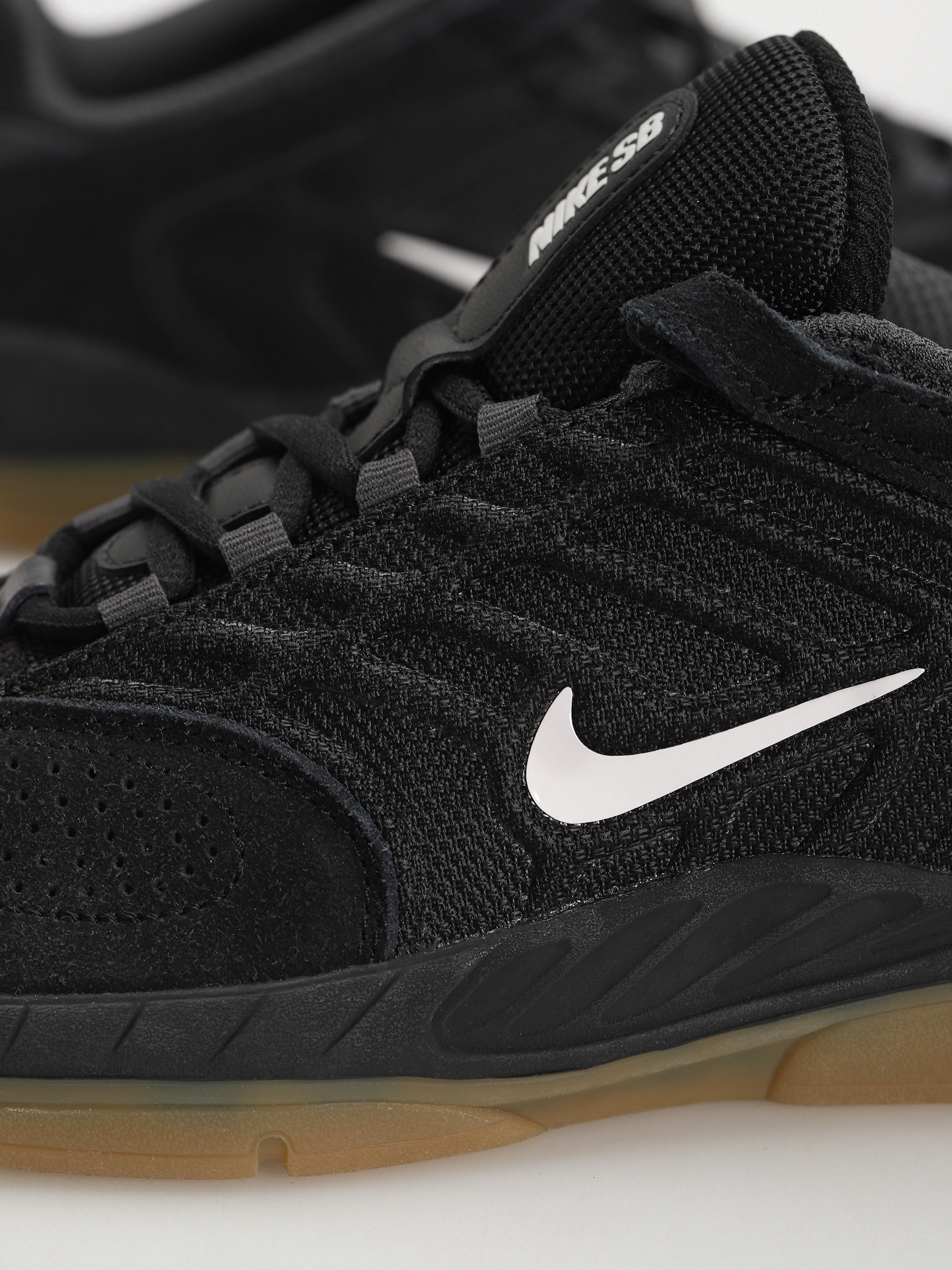 Nike SB Vertebrae Shoes (black/summit white anthracite black)