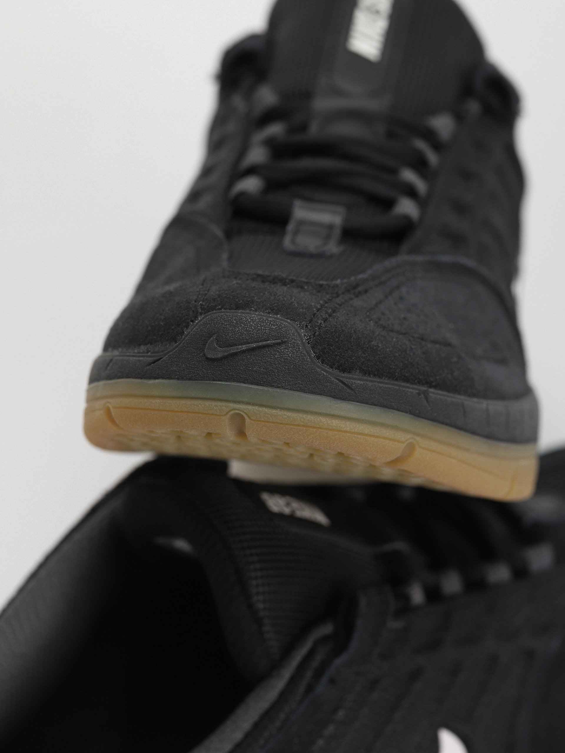 Nike SB Vertebrae Shoes (black/summit white anthracite black)