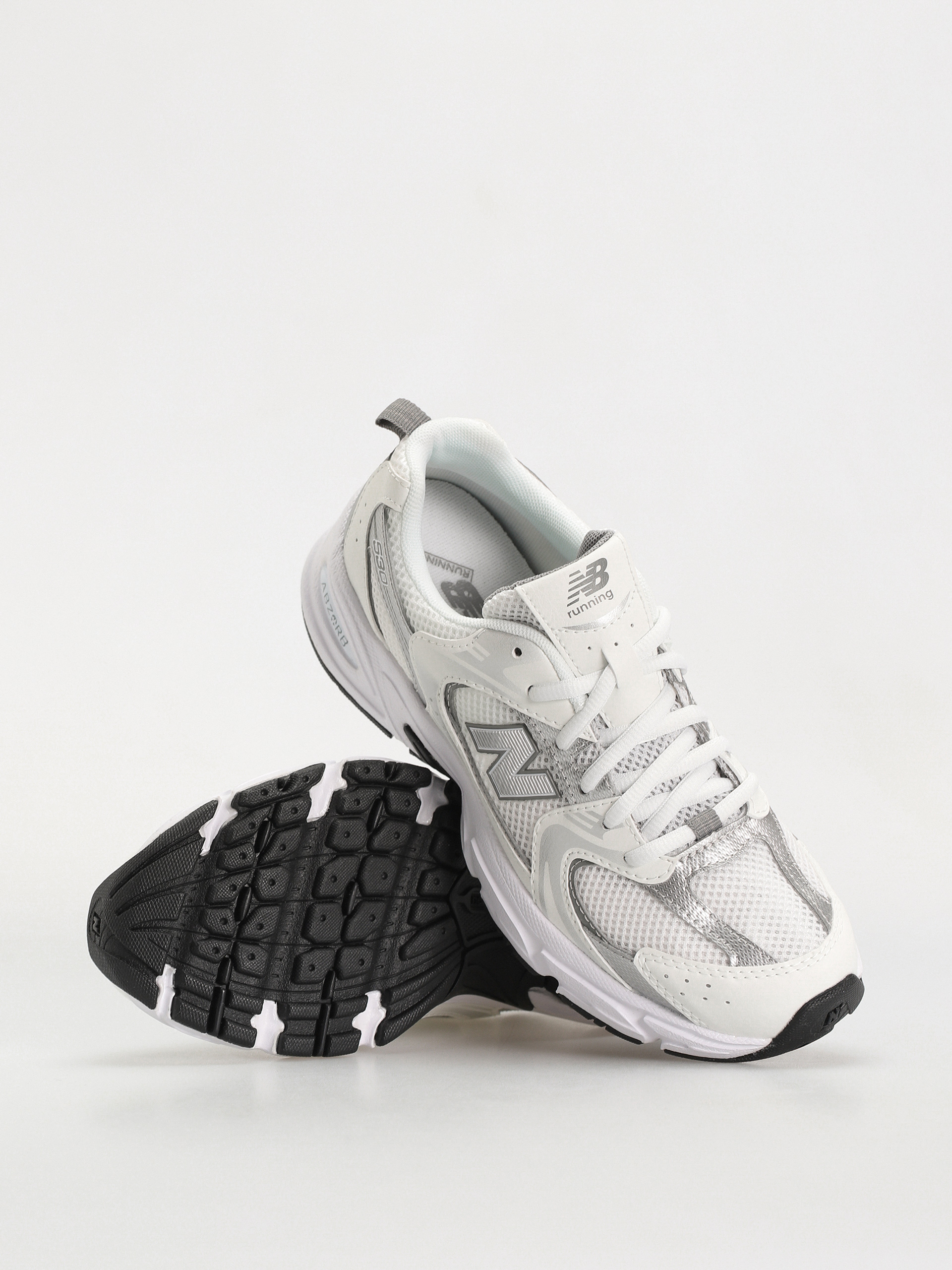 New Balance 530 JR Shoes (whie silver metallic)
