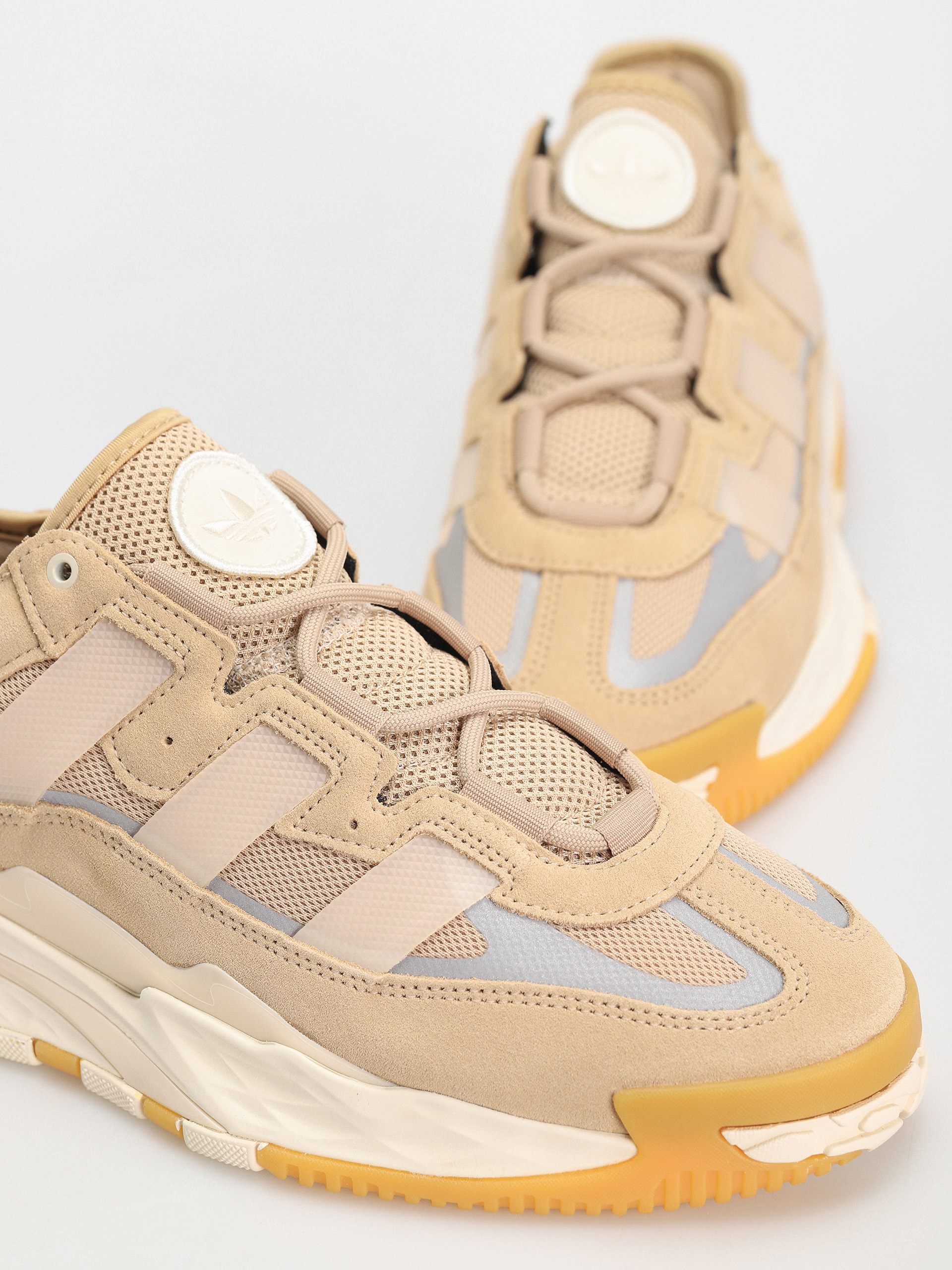 adidas Originals Niteball Shoes (magbei/wonwhi/owhite)