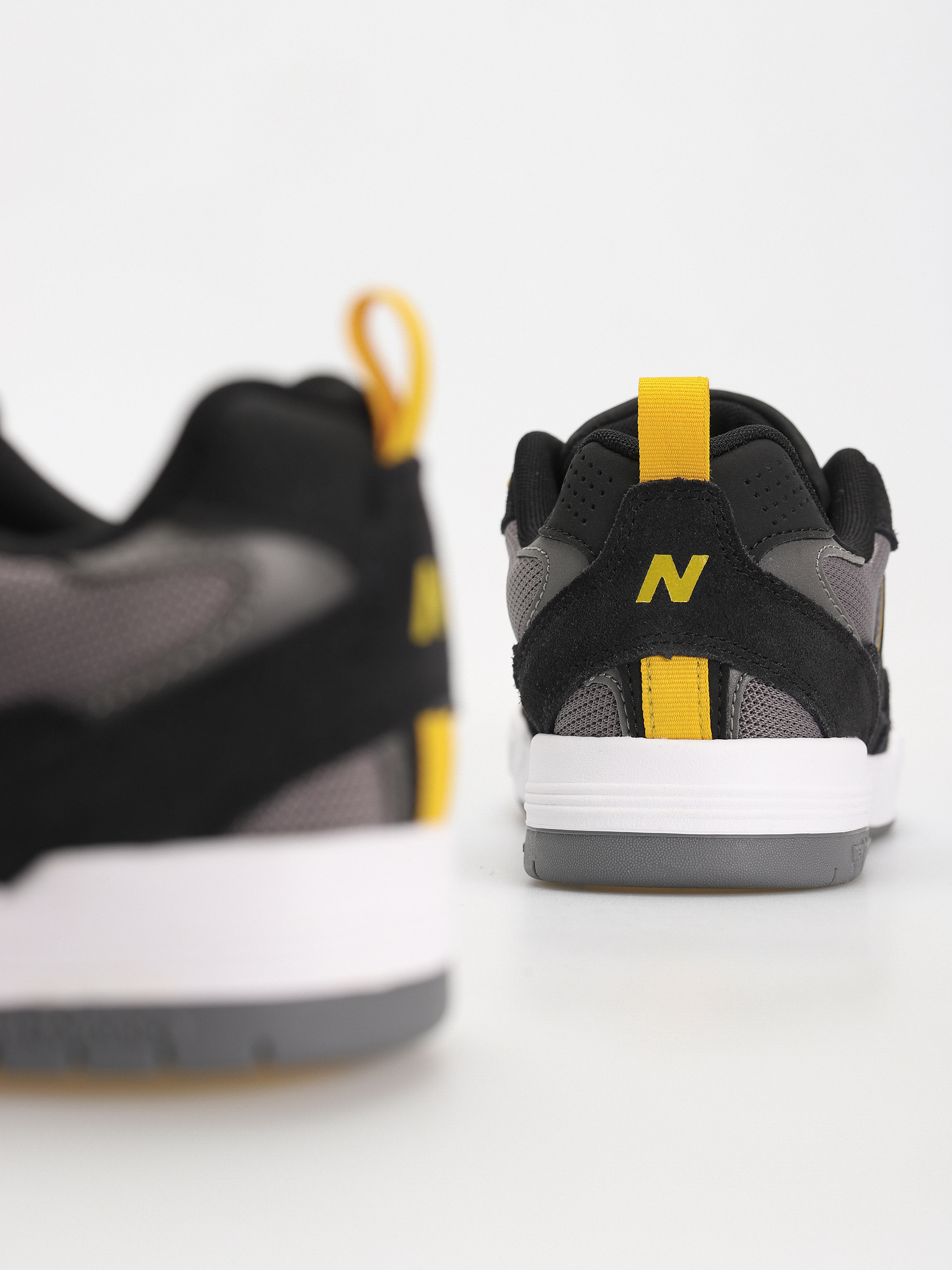 New Balance Shoes 808 (black)