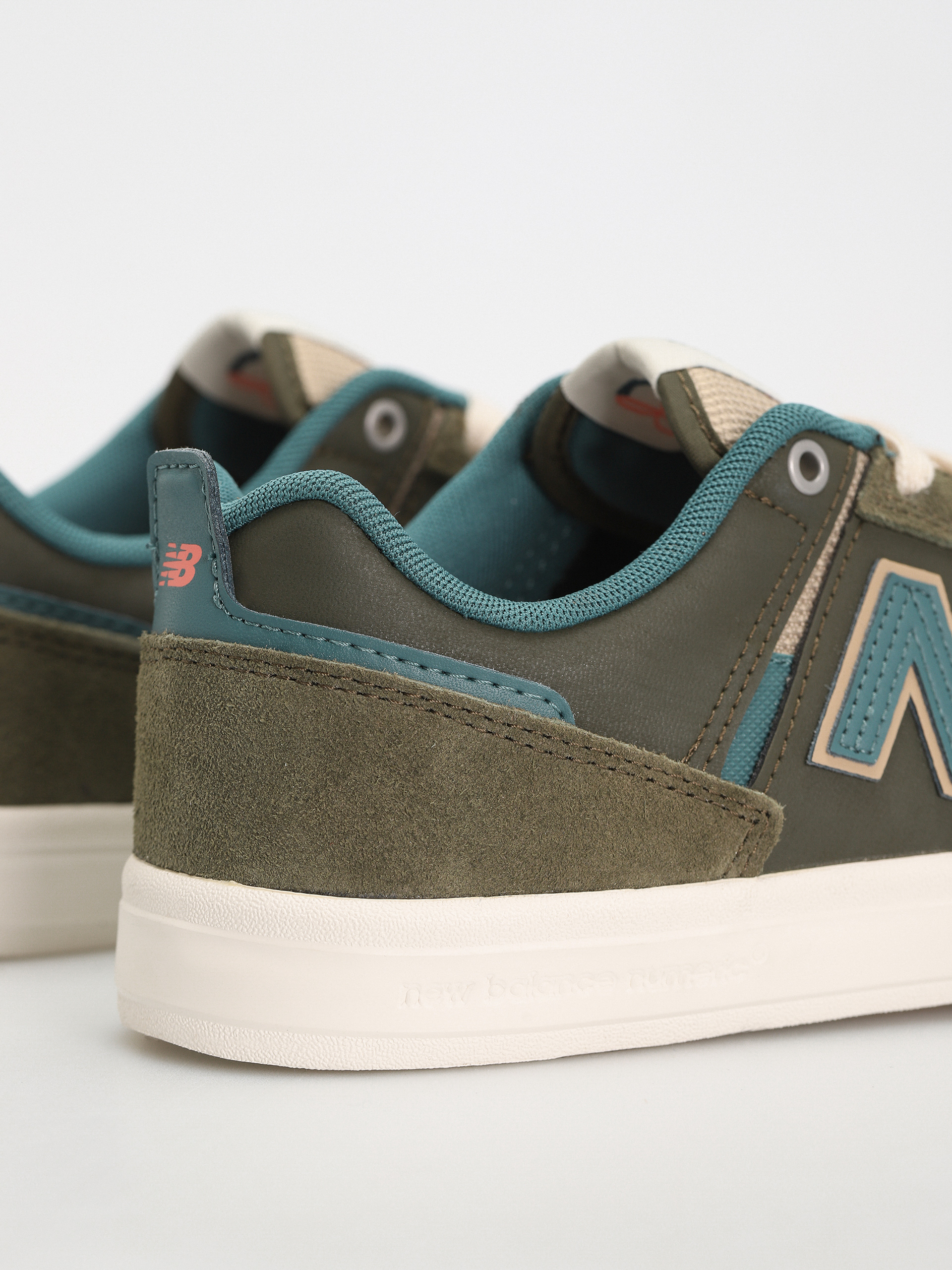 New Balance Shoes 306 (dark camo)