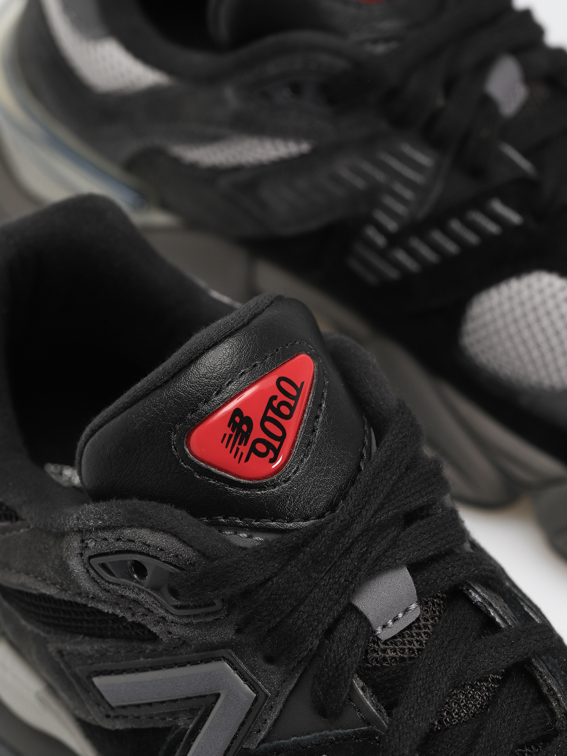 New Balance Shoes 9060 (black castlerock grey)