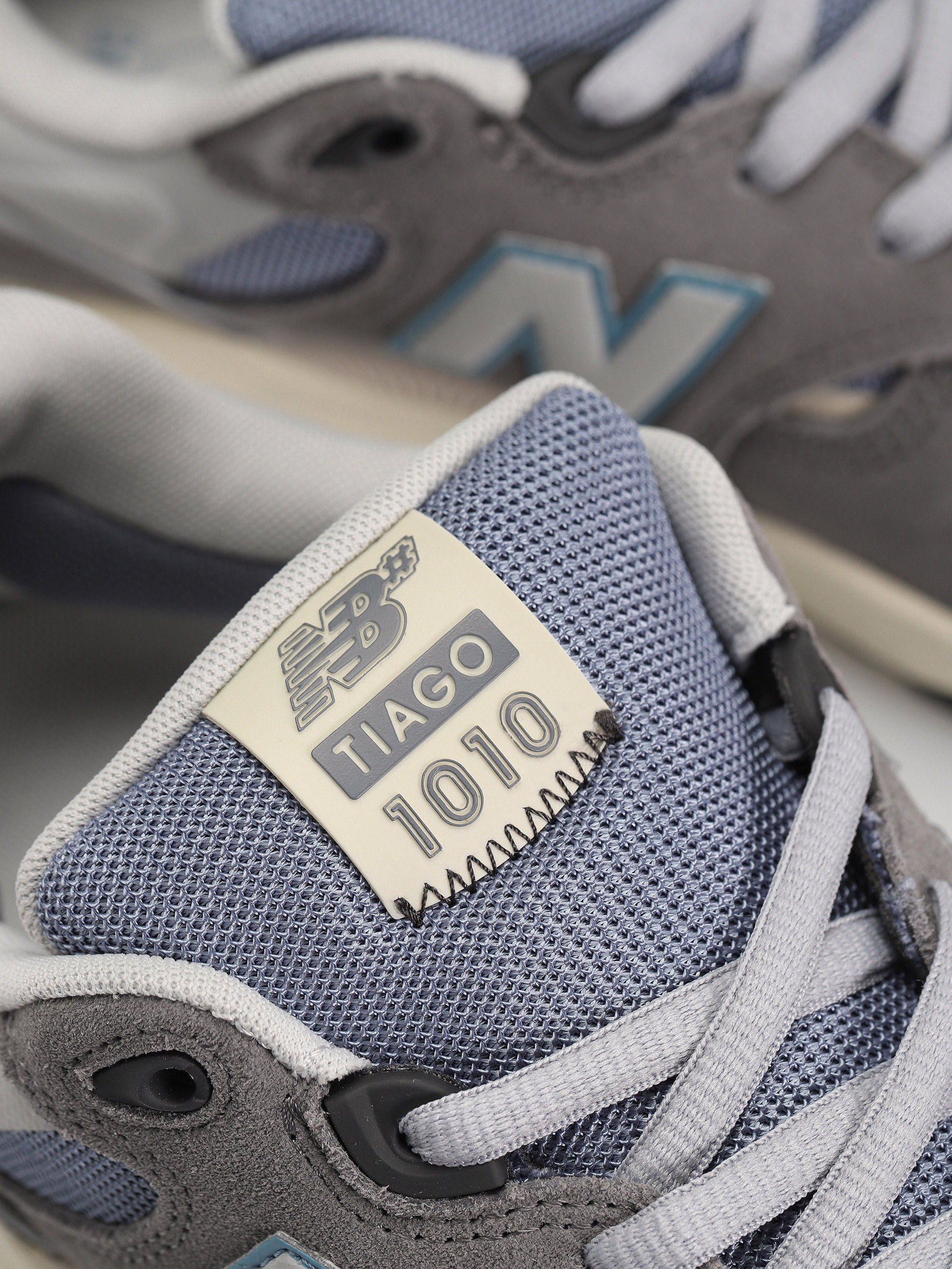 New Balance Shoes 1010 (castlerock)