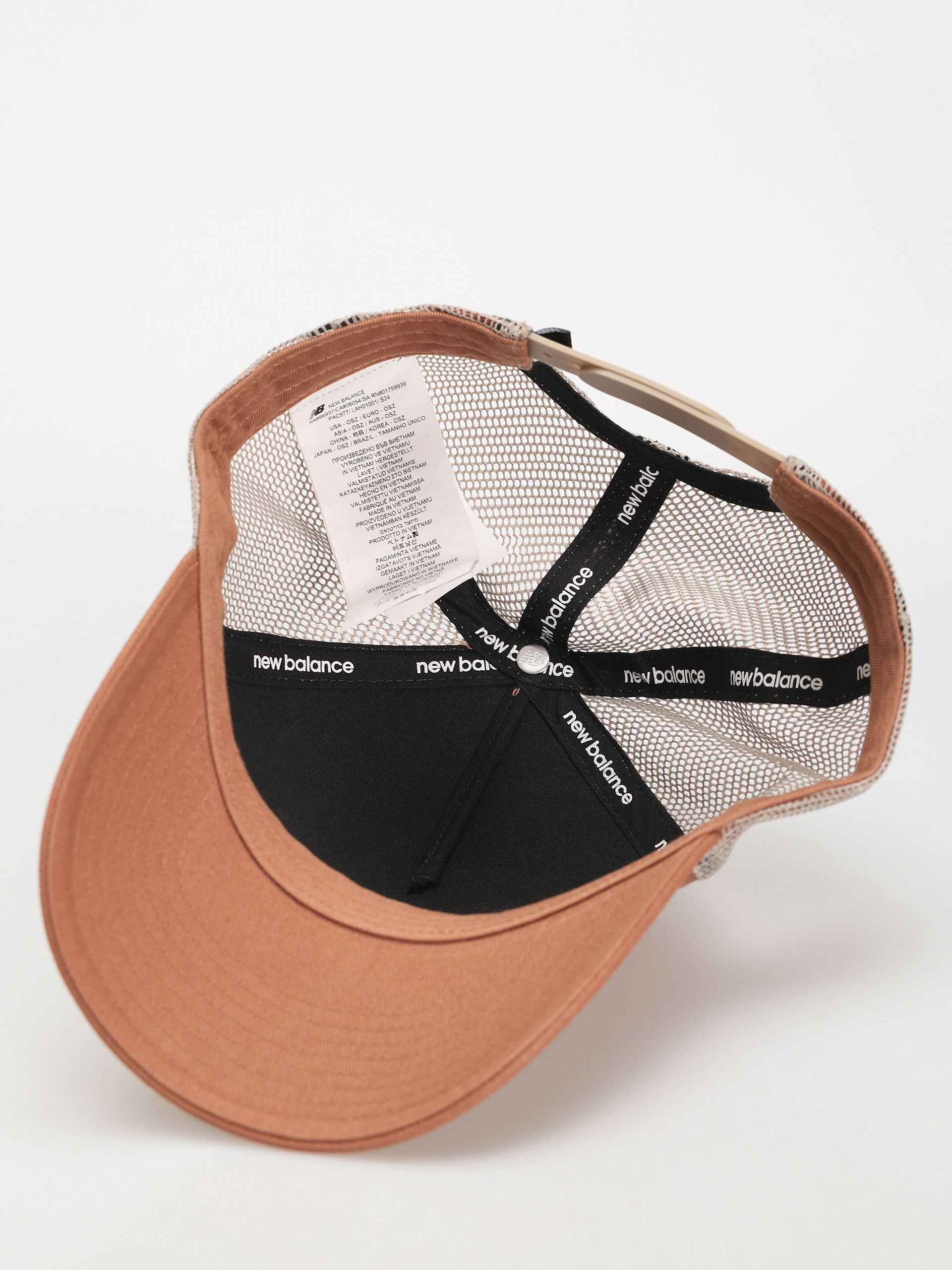 New Balance Sport Essentials Trucker Cap (walnut)