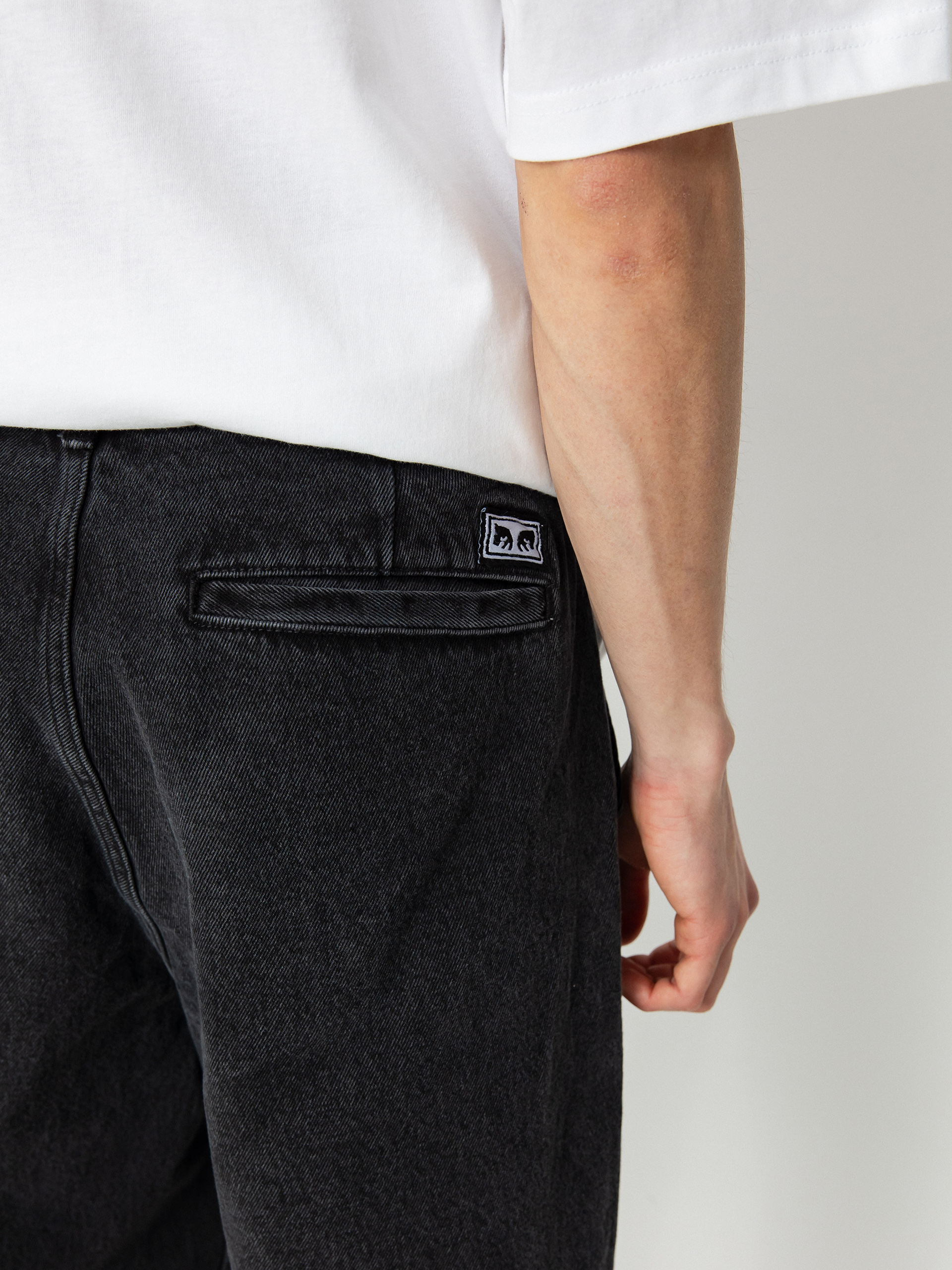 OBEY Fubar Pleated Denim Pants (faded black)