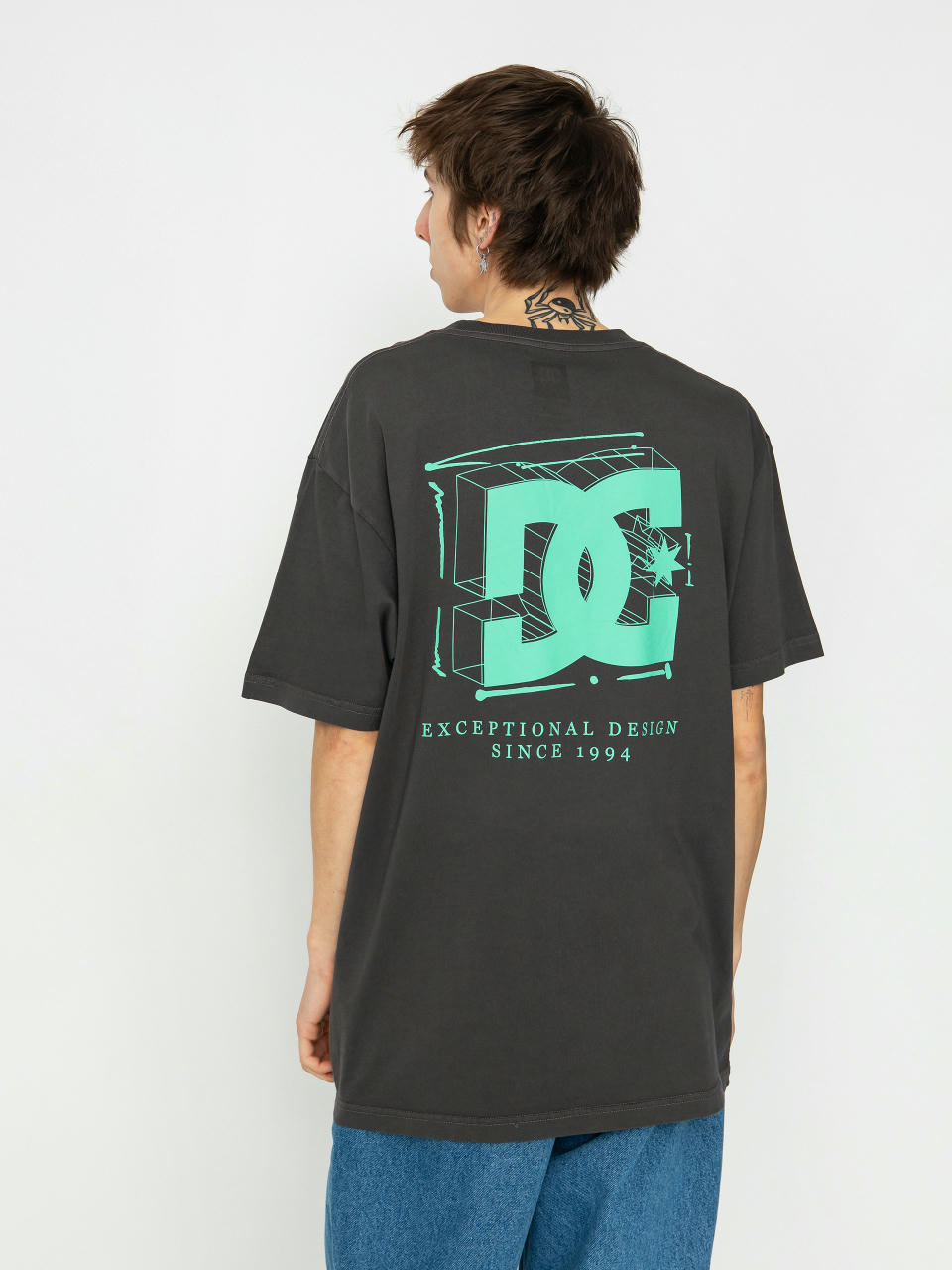 DC Mid Century T-Shirt (black enzyme wash)