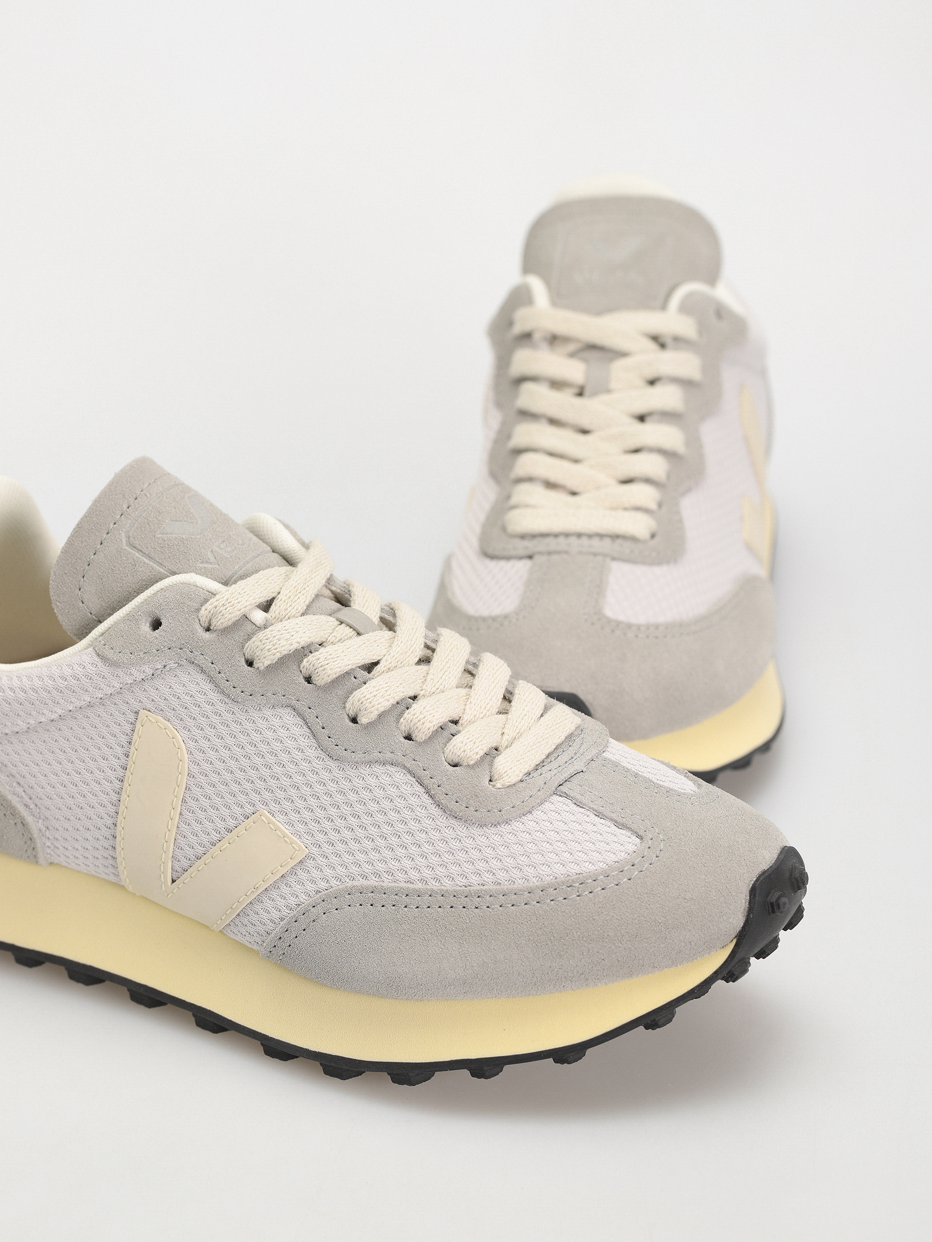 Veja Rio Branco Wmn Shoes (light grey pierre)