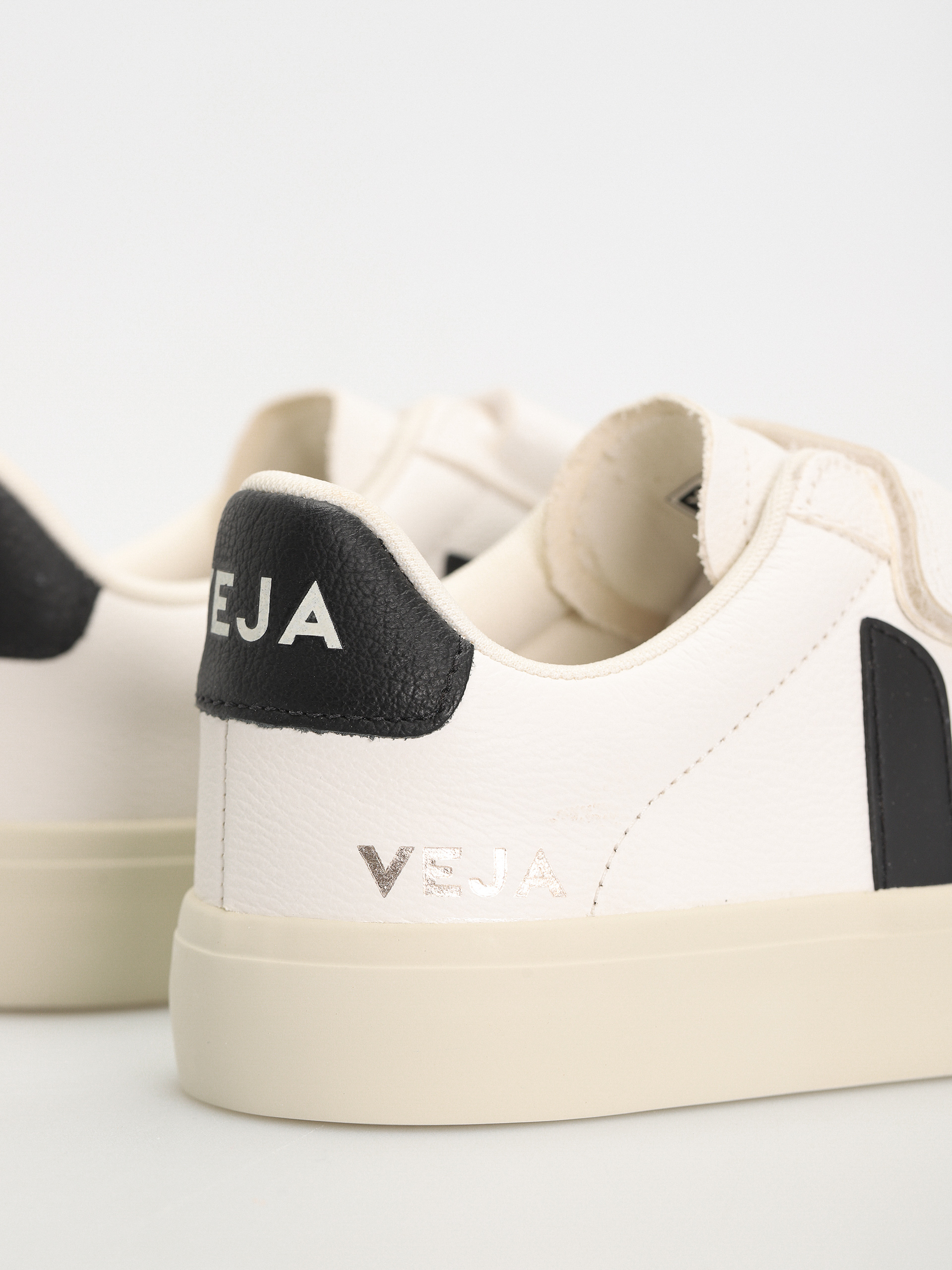Veja Recife Logo Wmn Schuhe (extra white black)