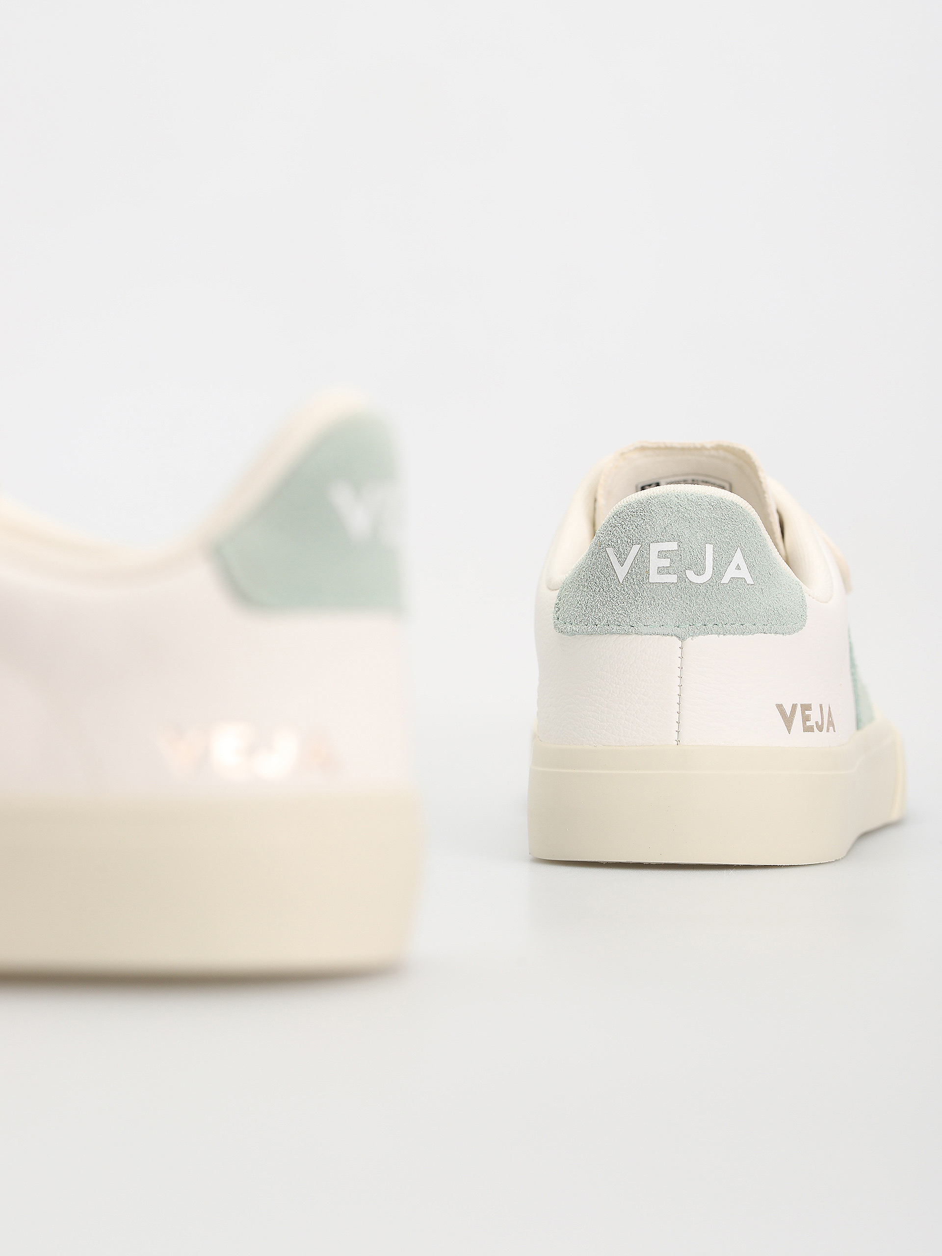 Veja Recife Logo Wmn Shoes (extra white matcha)