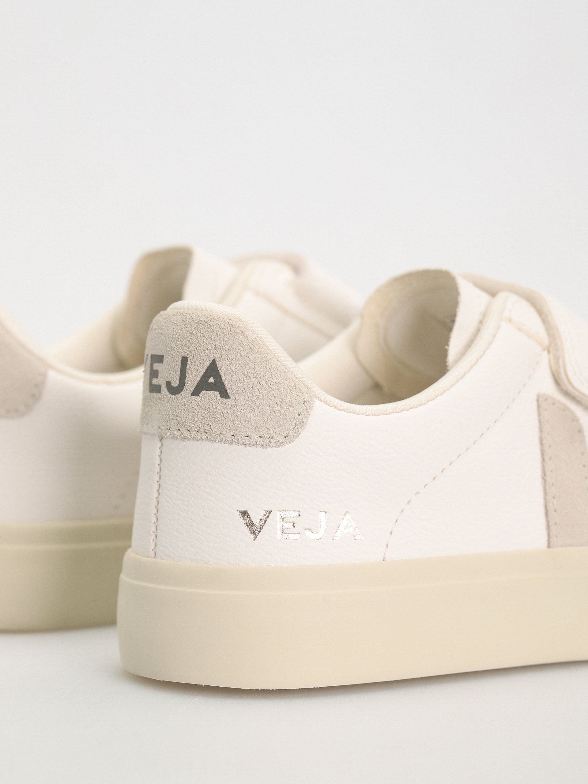 Veja Recife Logo Wmn Shoes (extra white natural)