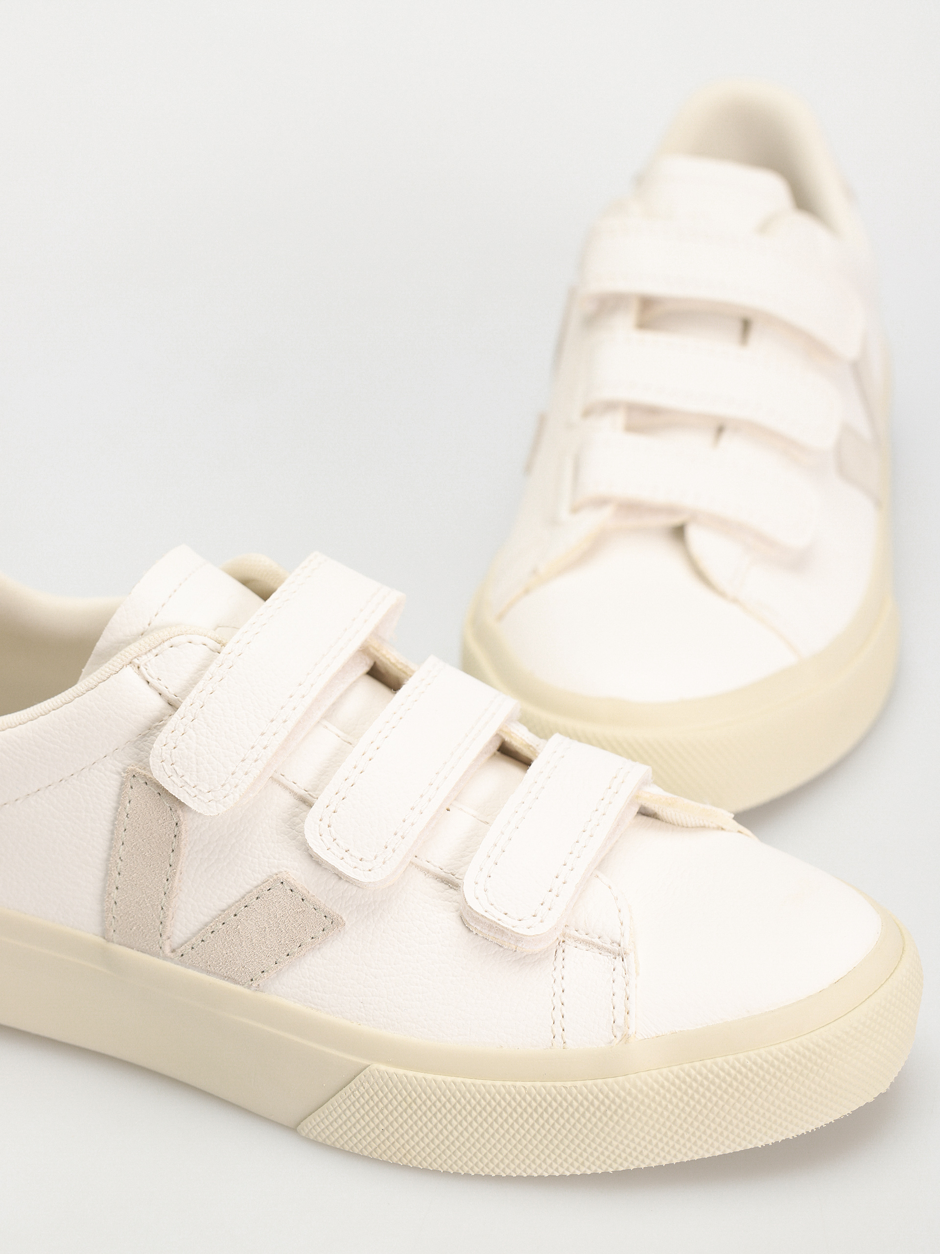 Veja Recife Logo Wmn Shoes (extra white natural)