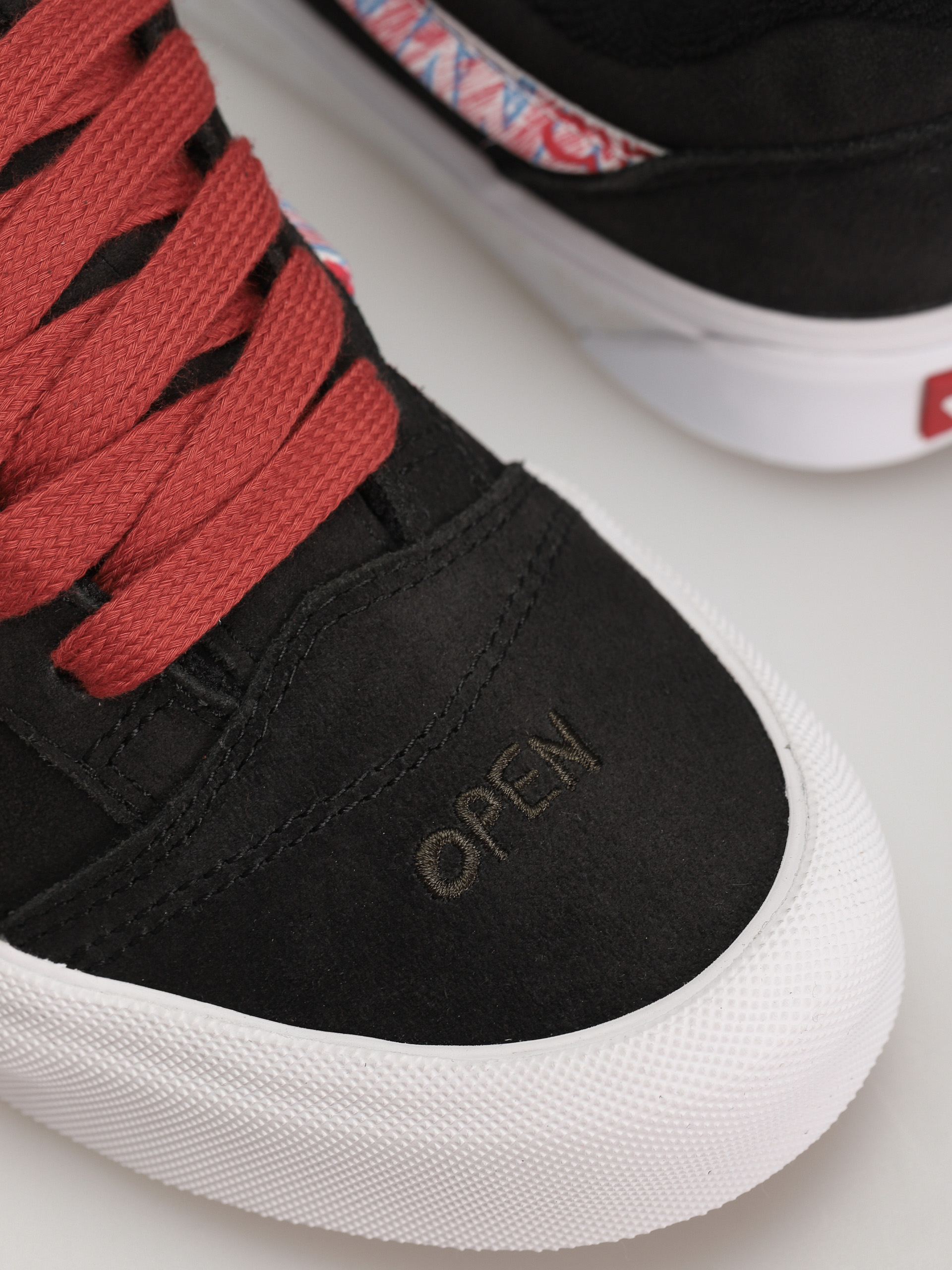 Vans Knu Skool Shoes (black multi)