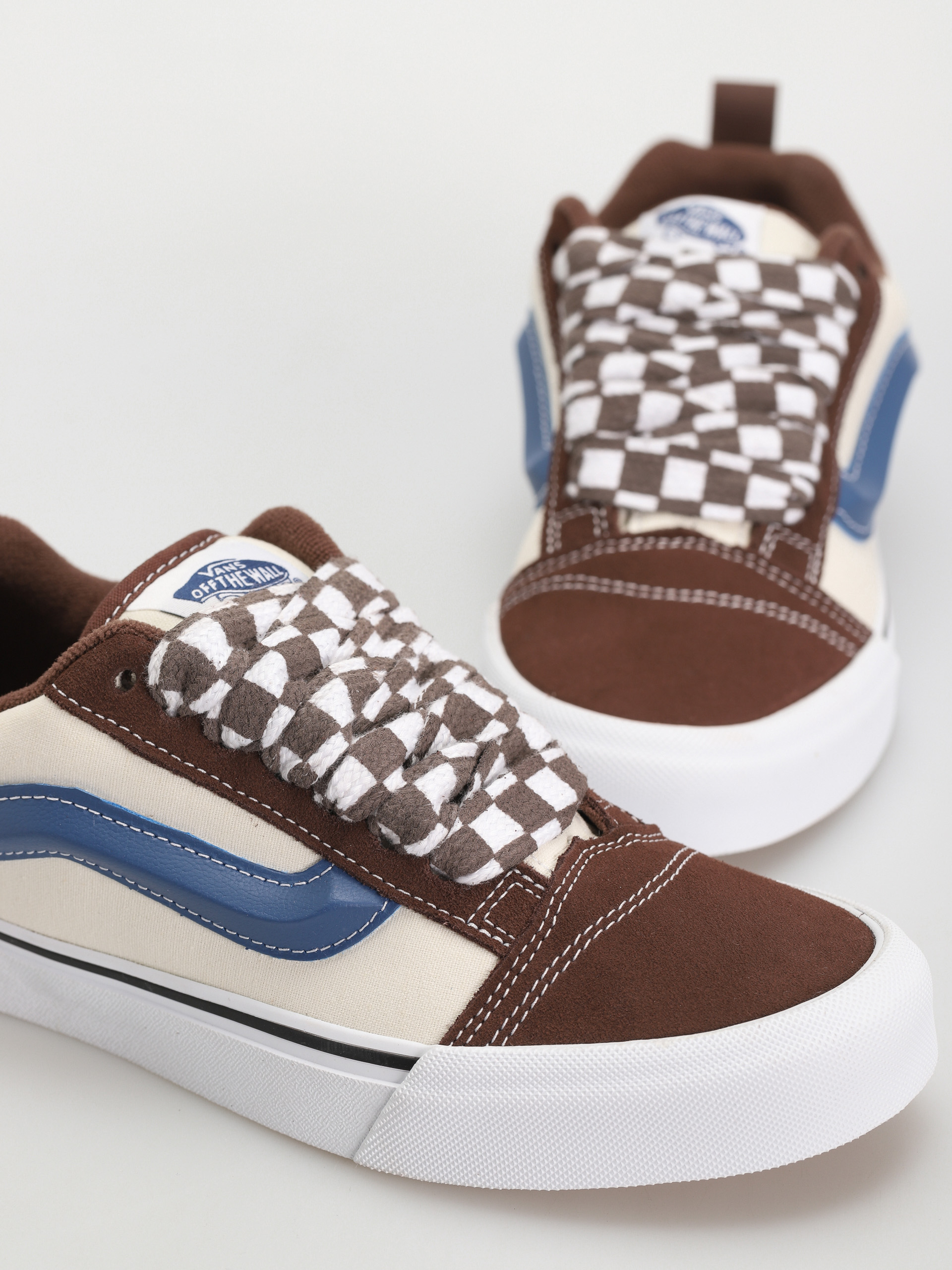 Vans Knu Skool Shoes (mega check potting soil)