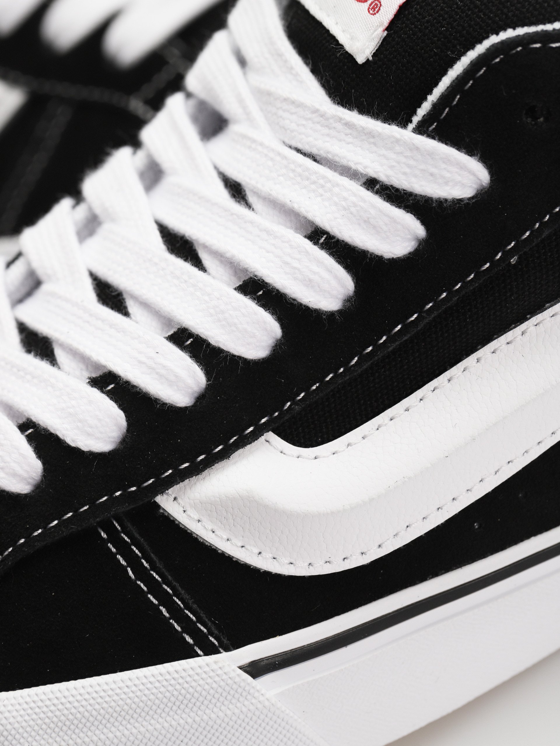 Vans Knu Mid Shoes (black/true white)