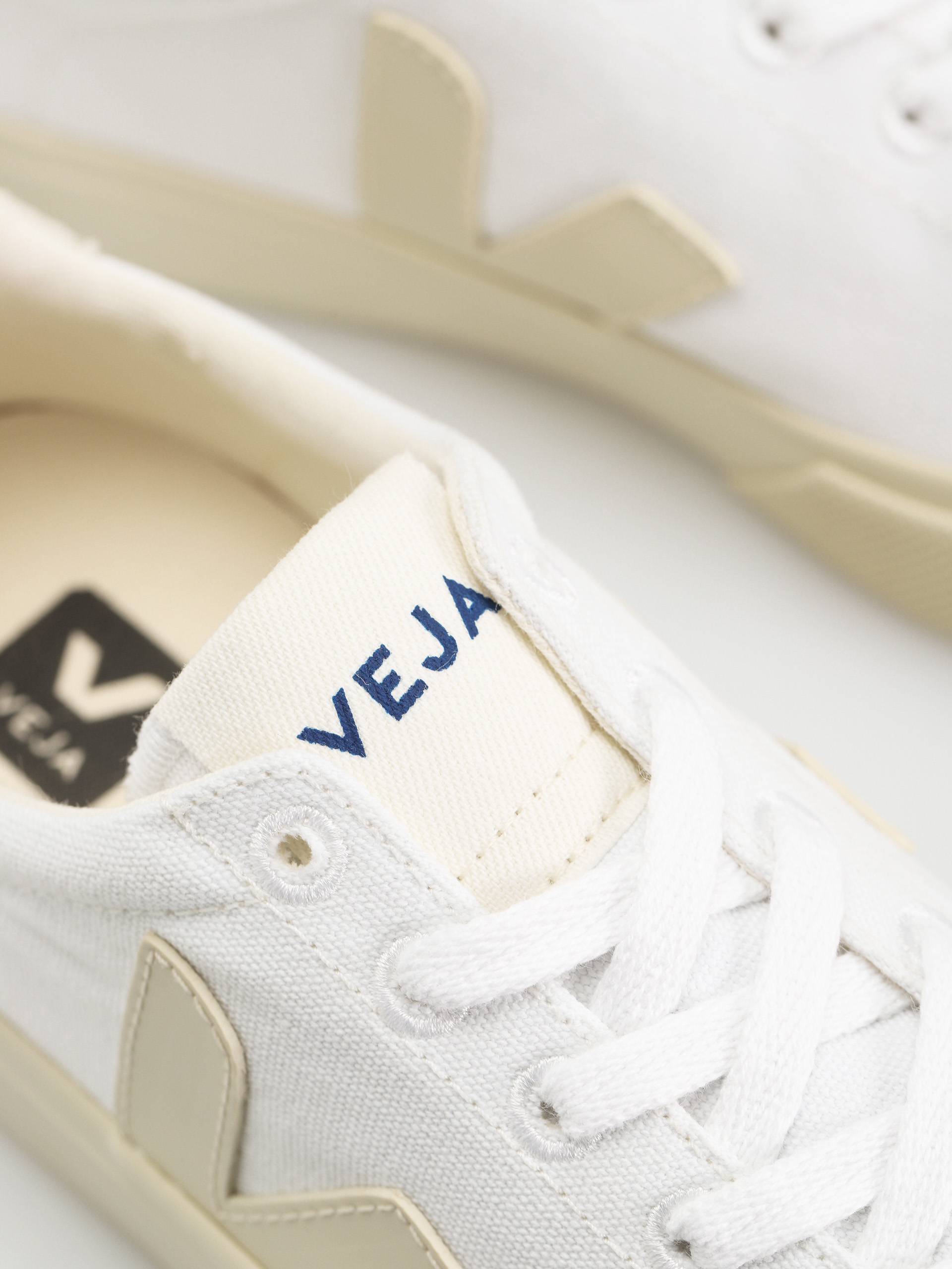 Veja Campo Canvas Wmn Schuhe (white pierre)