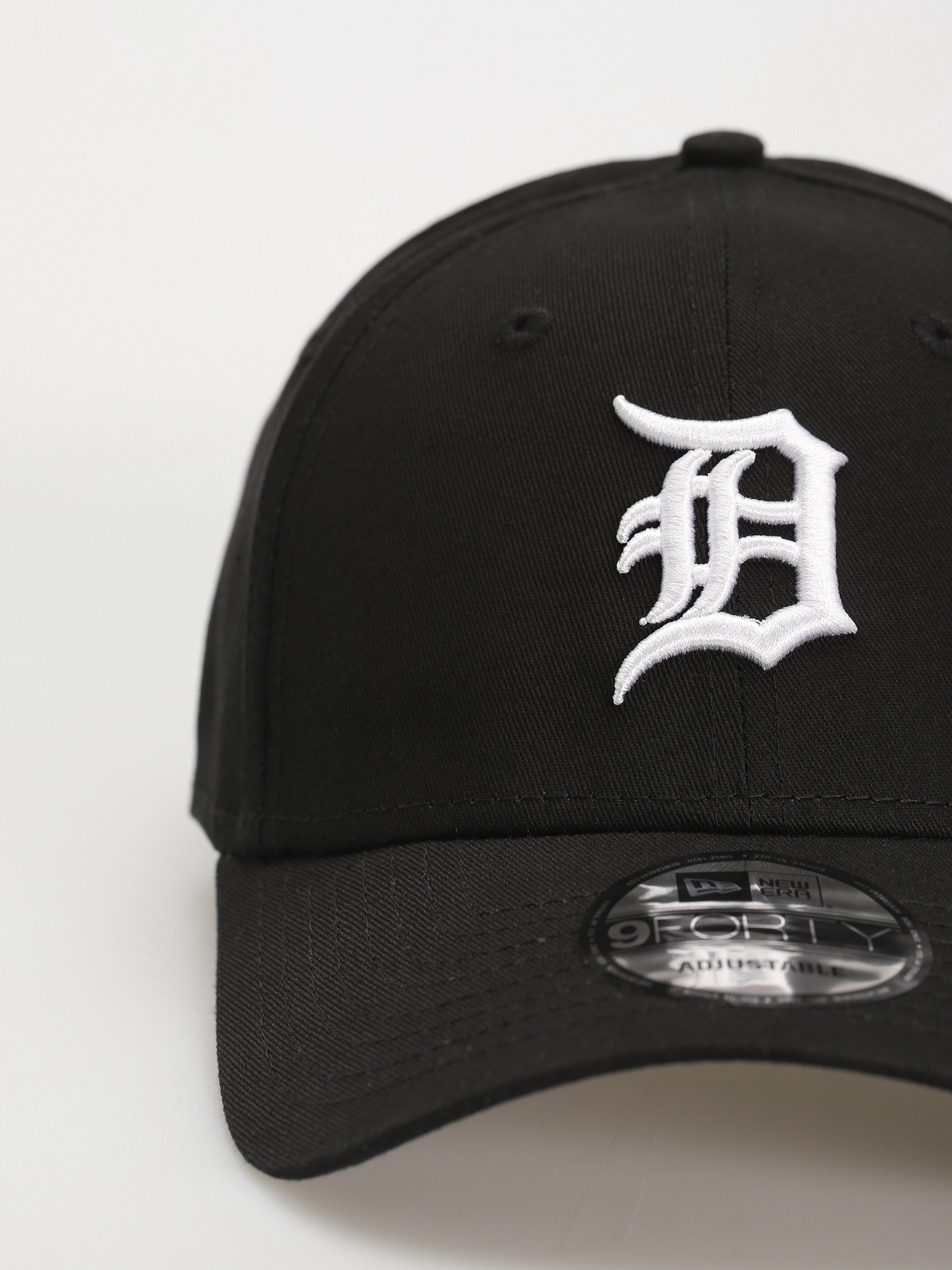 New Era League Essential 9Forty Detroit Tigers Cap (black/white)