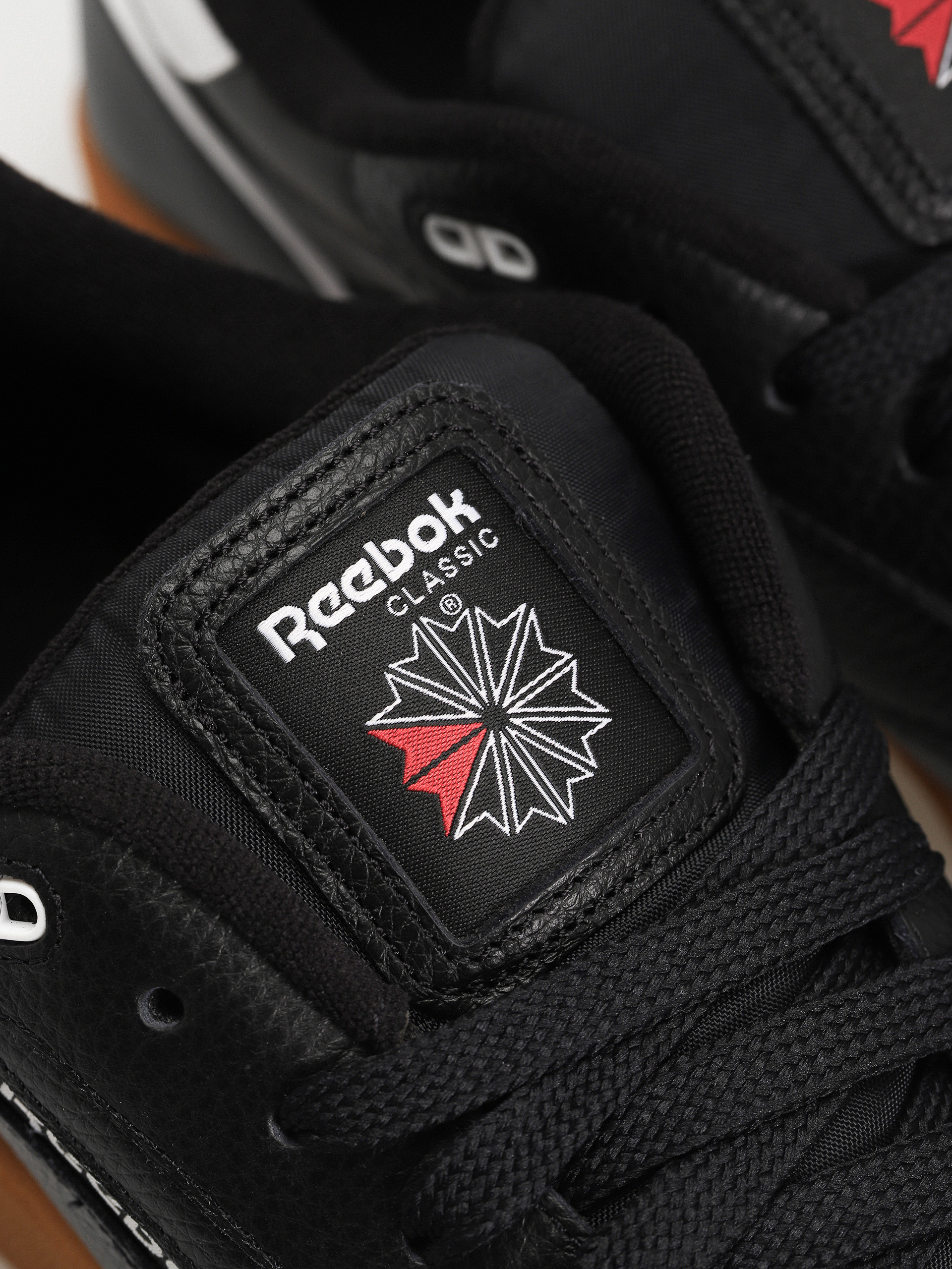 Reebok Club C Bulc Shoes (black/ftwwht/rbkg03)