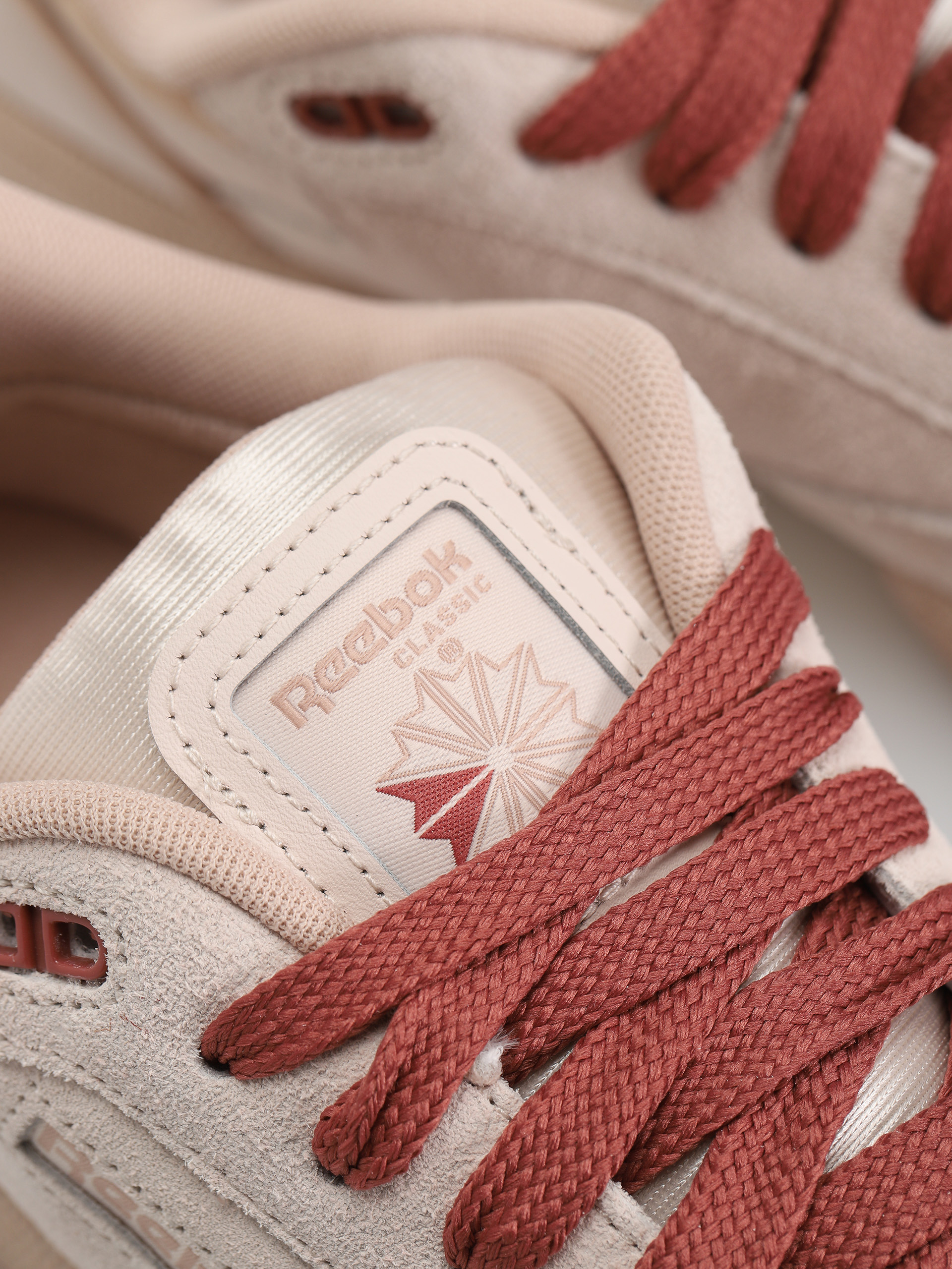 Reebok Club C Bulc Wmn Shoes (blush/pinstu/sedros)