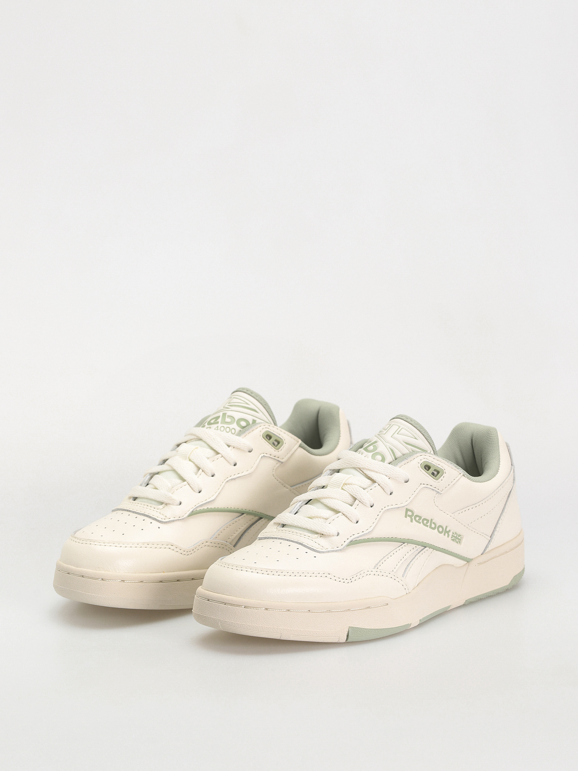 Reebok BB 4000 II Wmn Shoes (chalk/vingre/pugry2)