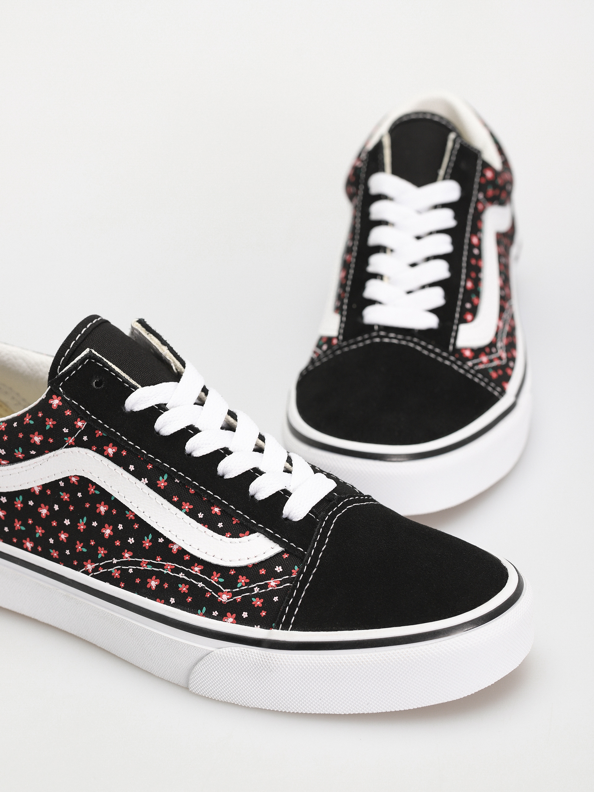 Vans Old Skool Shoes (ditsy floral black/multi)